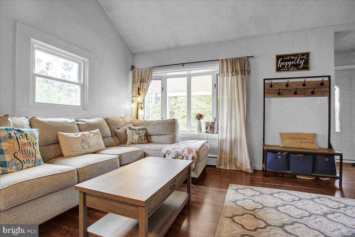 GREENFIELDS - Residential