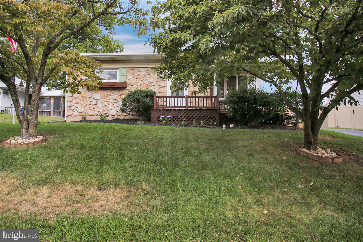 GREENFIELDS - Residential