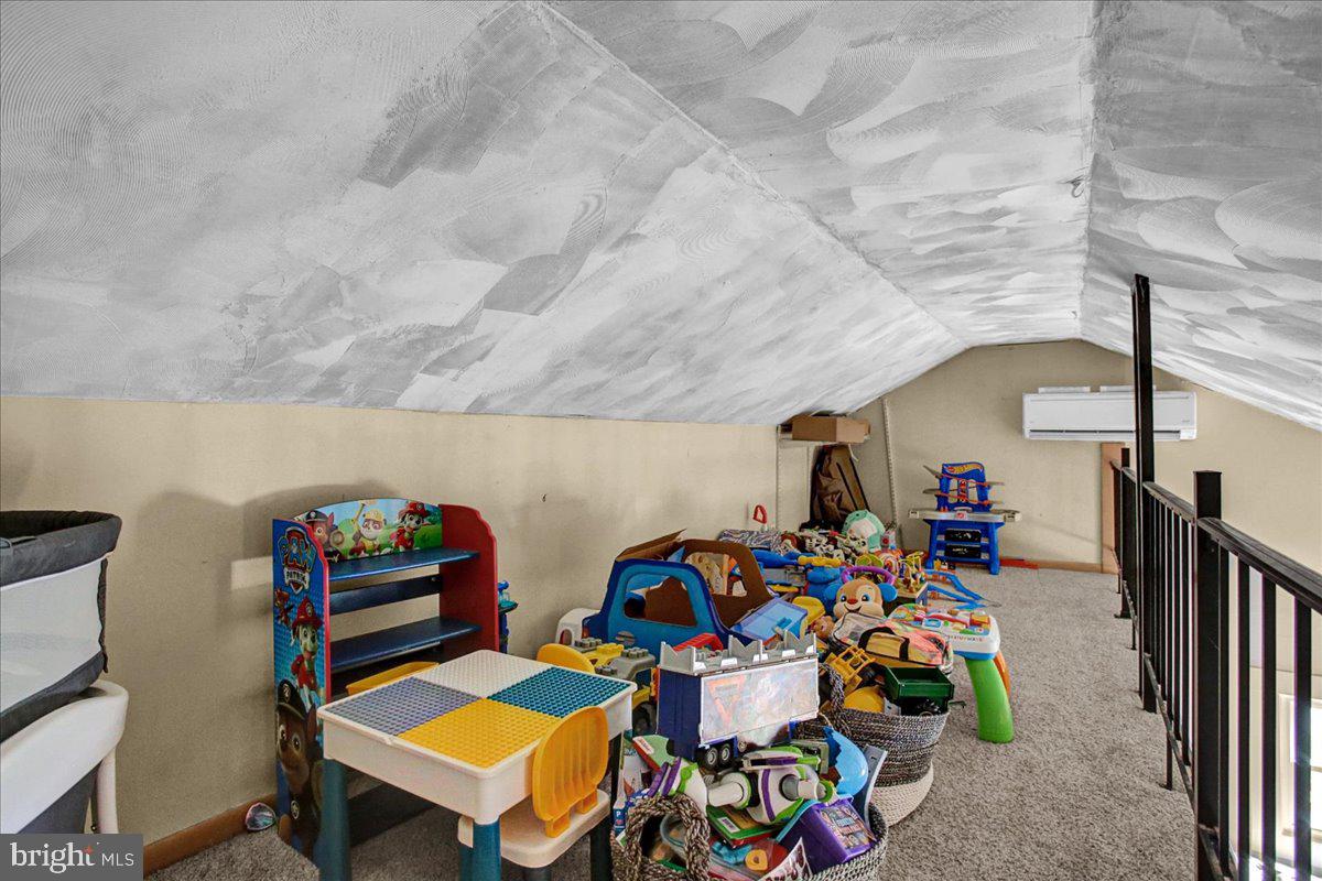 GREENFIELDS - Residential