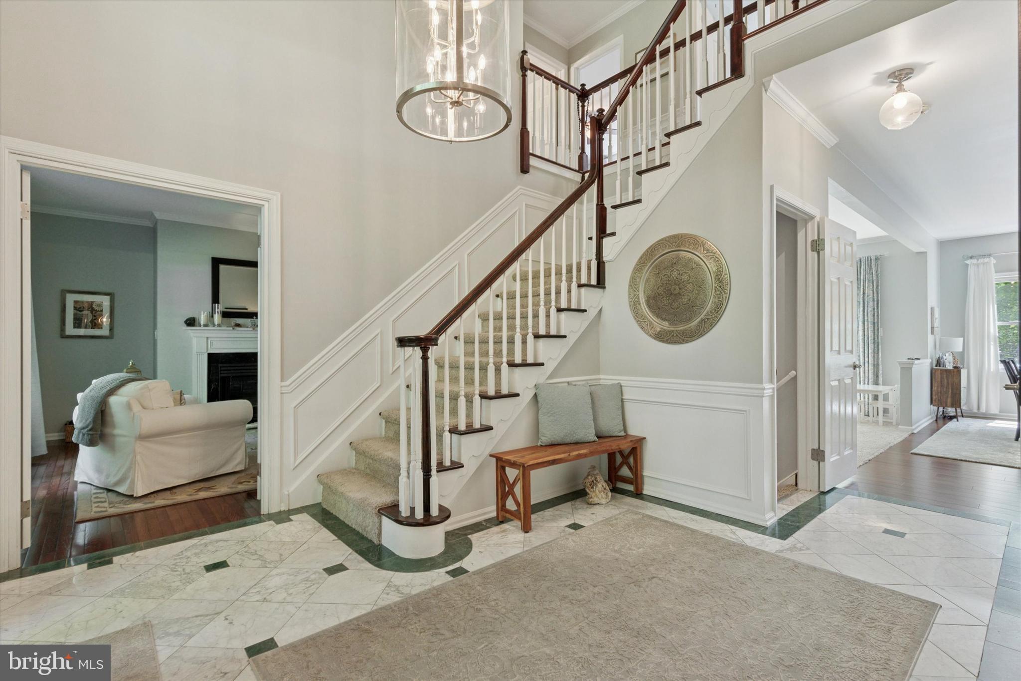 118 OXFORD LANE
