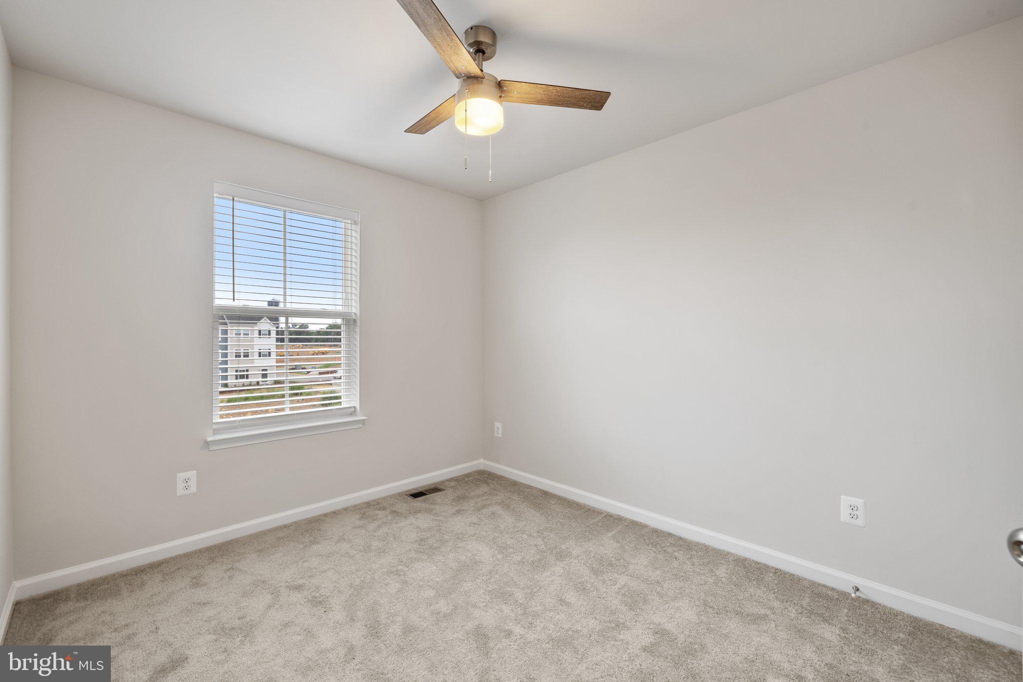 RED CLOVER MEADOWS - Residential Lease