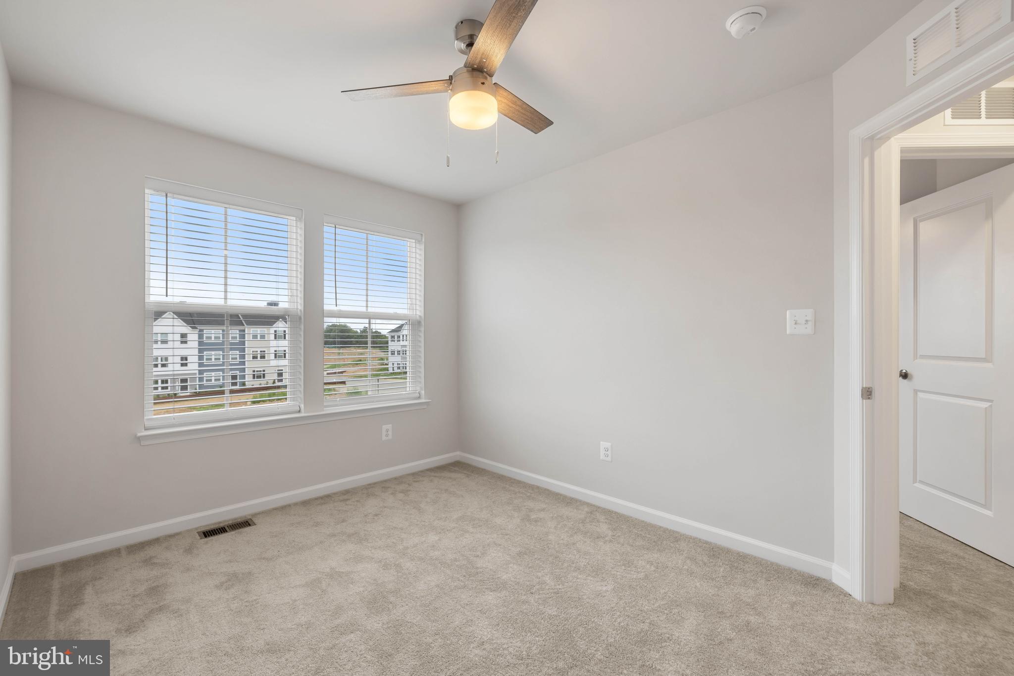 RED CLOVER MEADOWS - Residential Lease