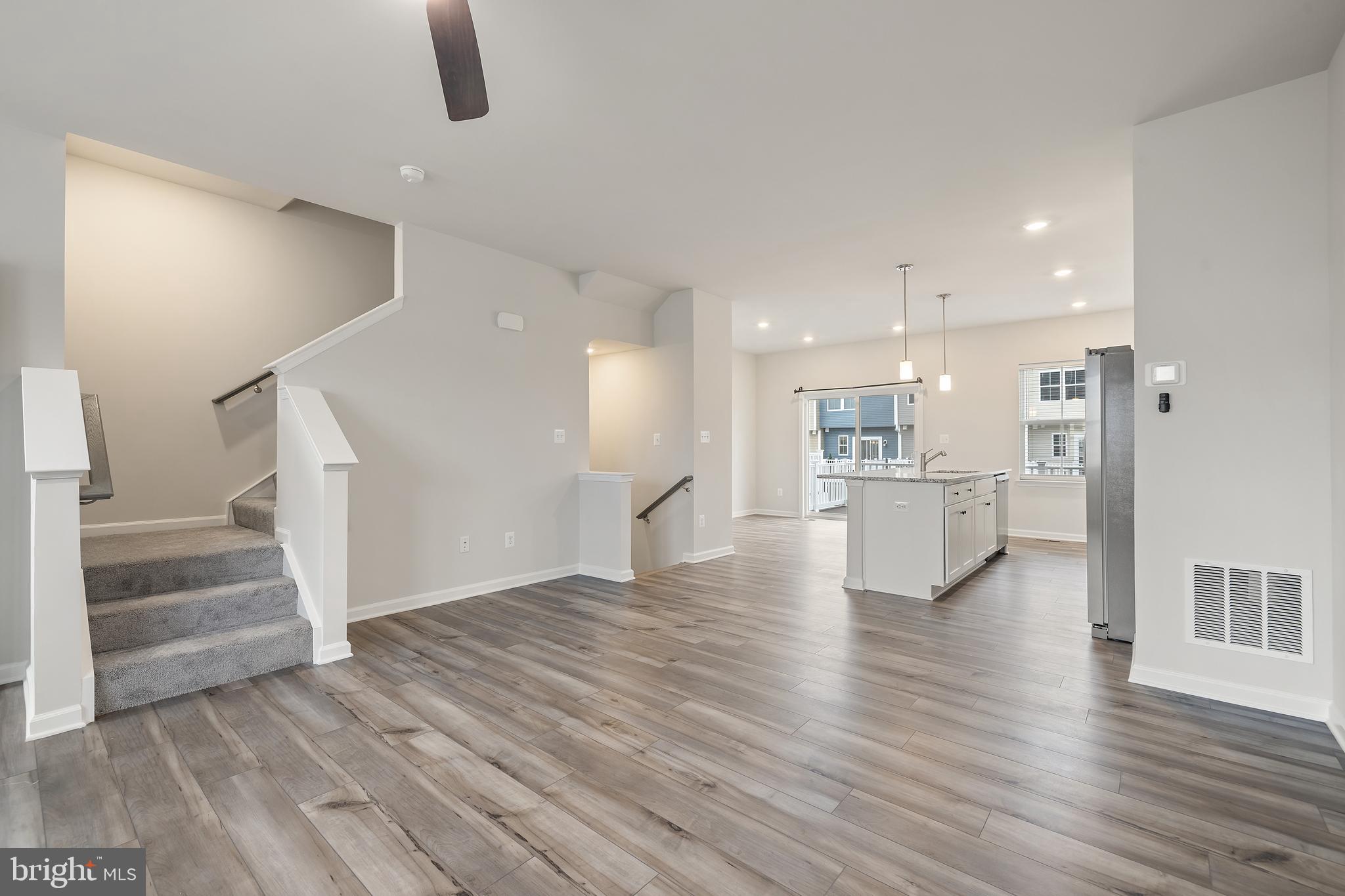 RED CLOVER MEADOWS - Residential Lease