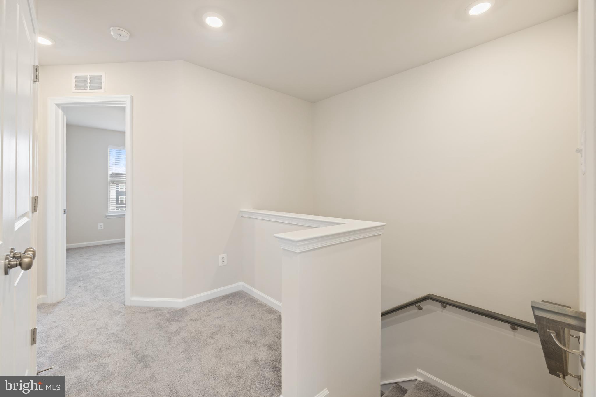 RED CLOVER MEADOWS - Residential Lease