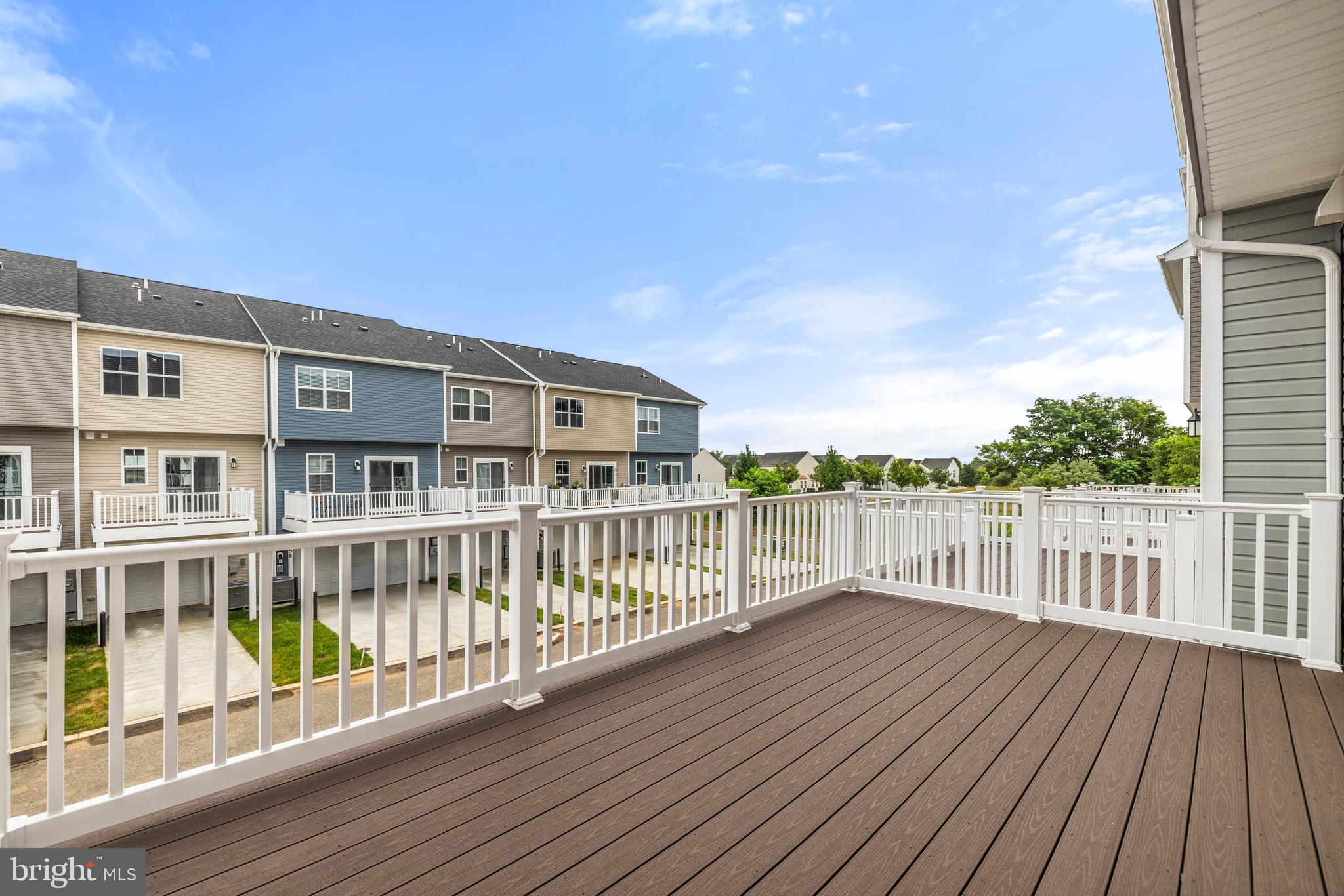 RED CLOVER MEADOWS - Residential Lease