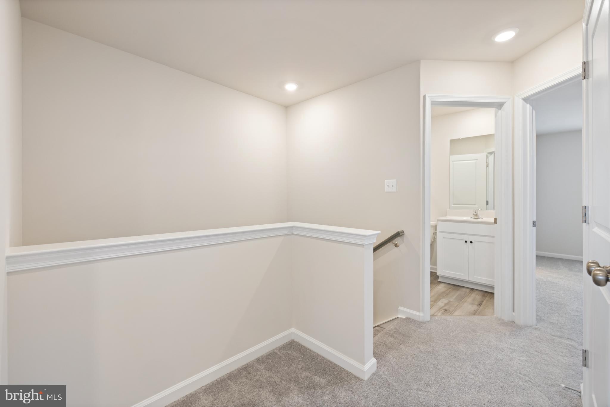 RED CLOVER MEADOWS - Residential Lease