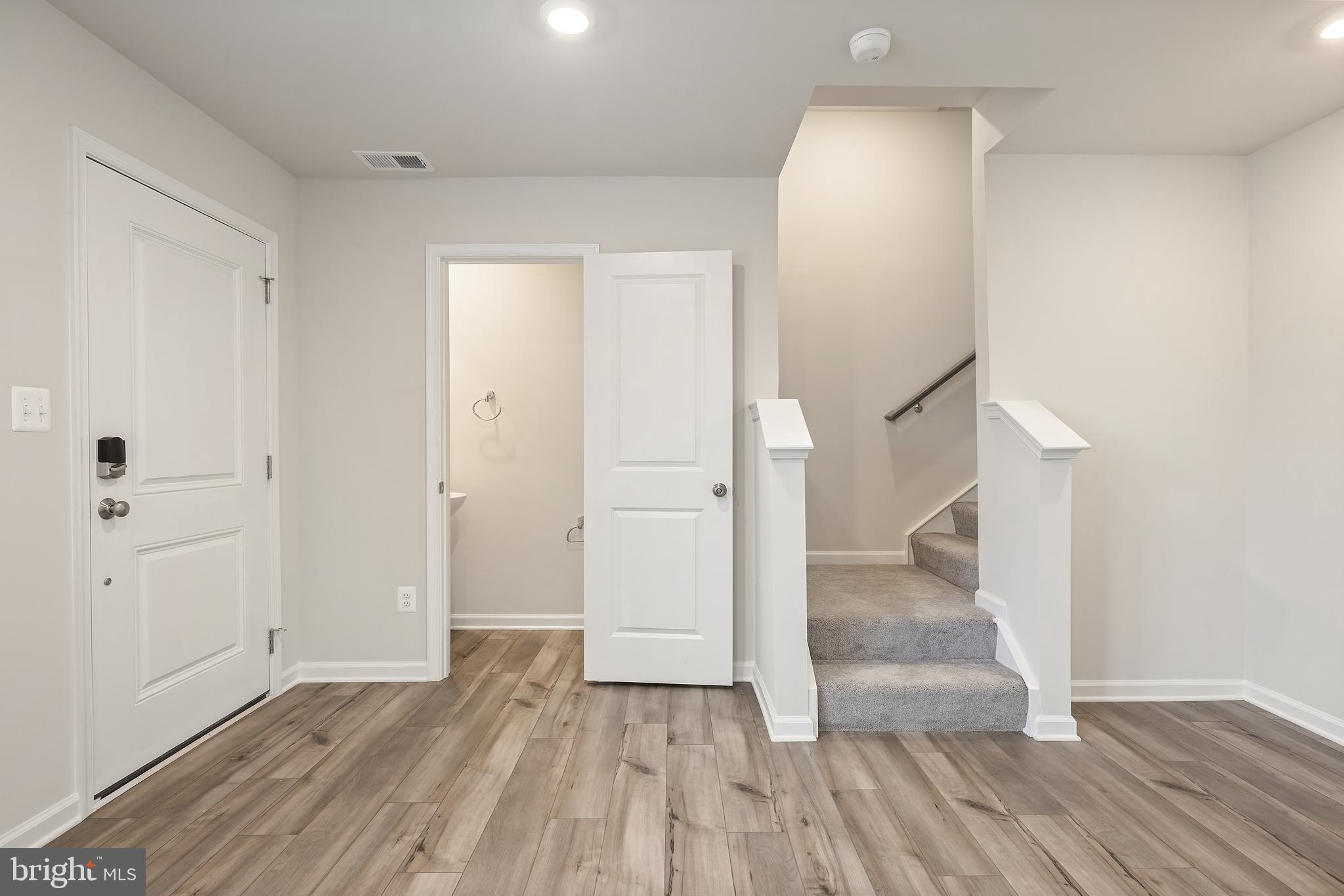 RED CLOVER MEADOWS - Residential Lease