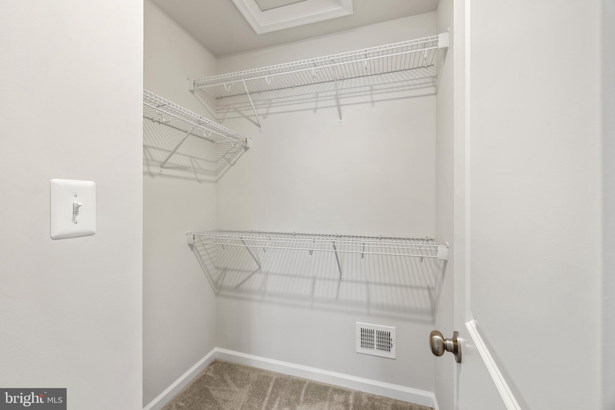 RED CLOVER MEADOWS - Residential Lease