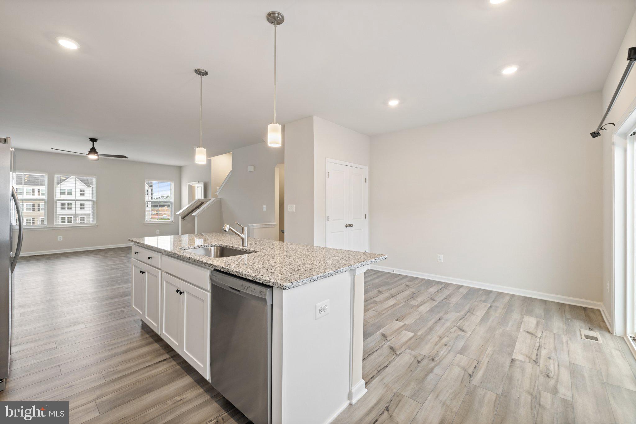 RED CLOVER MEADOWS - Residential Lease