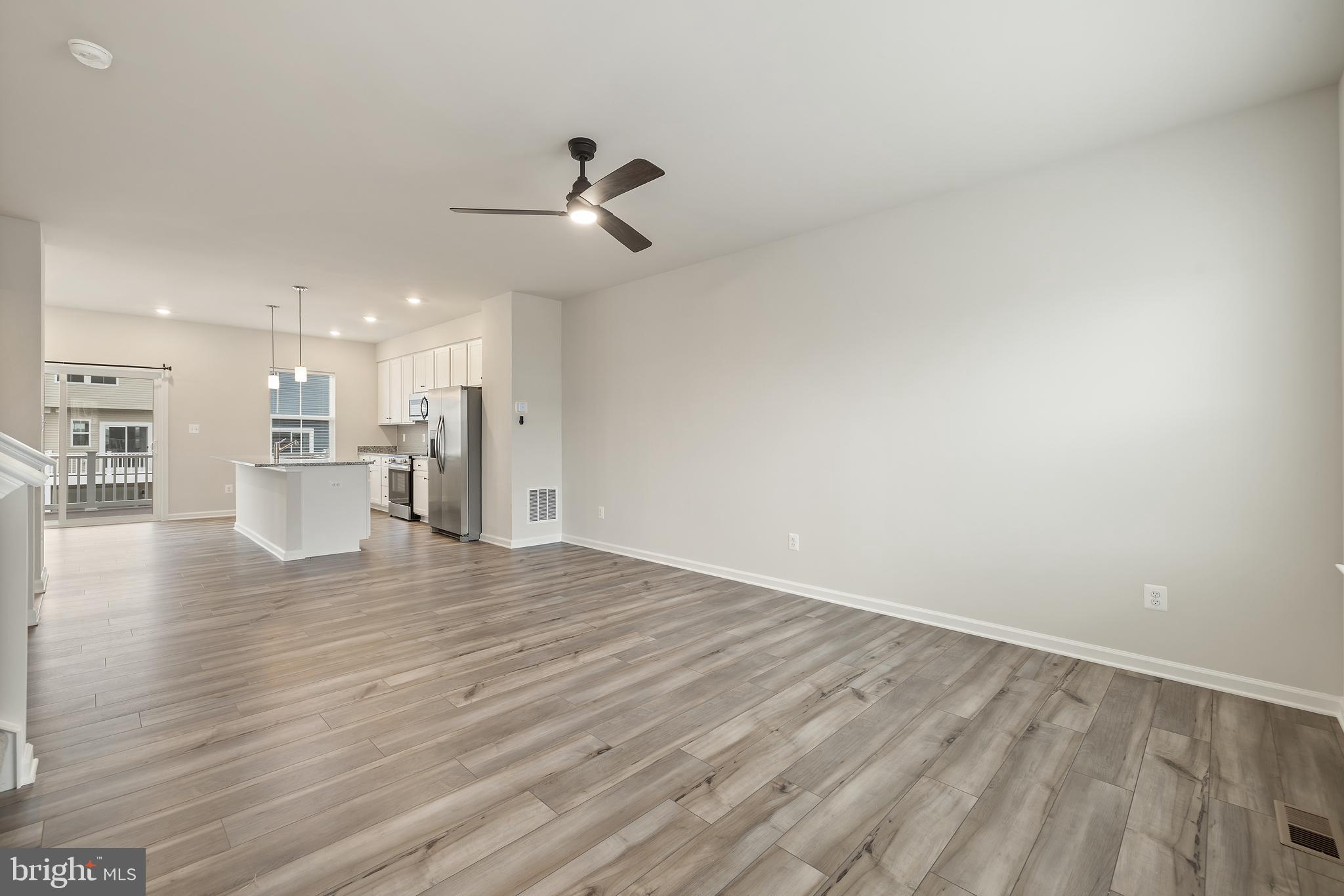 RED CLOVER MEADOWS - Residential Lease