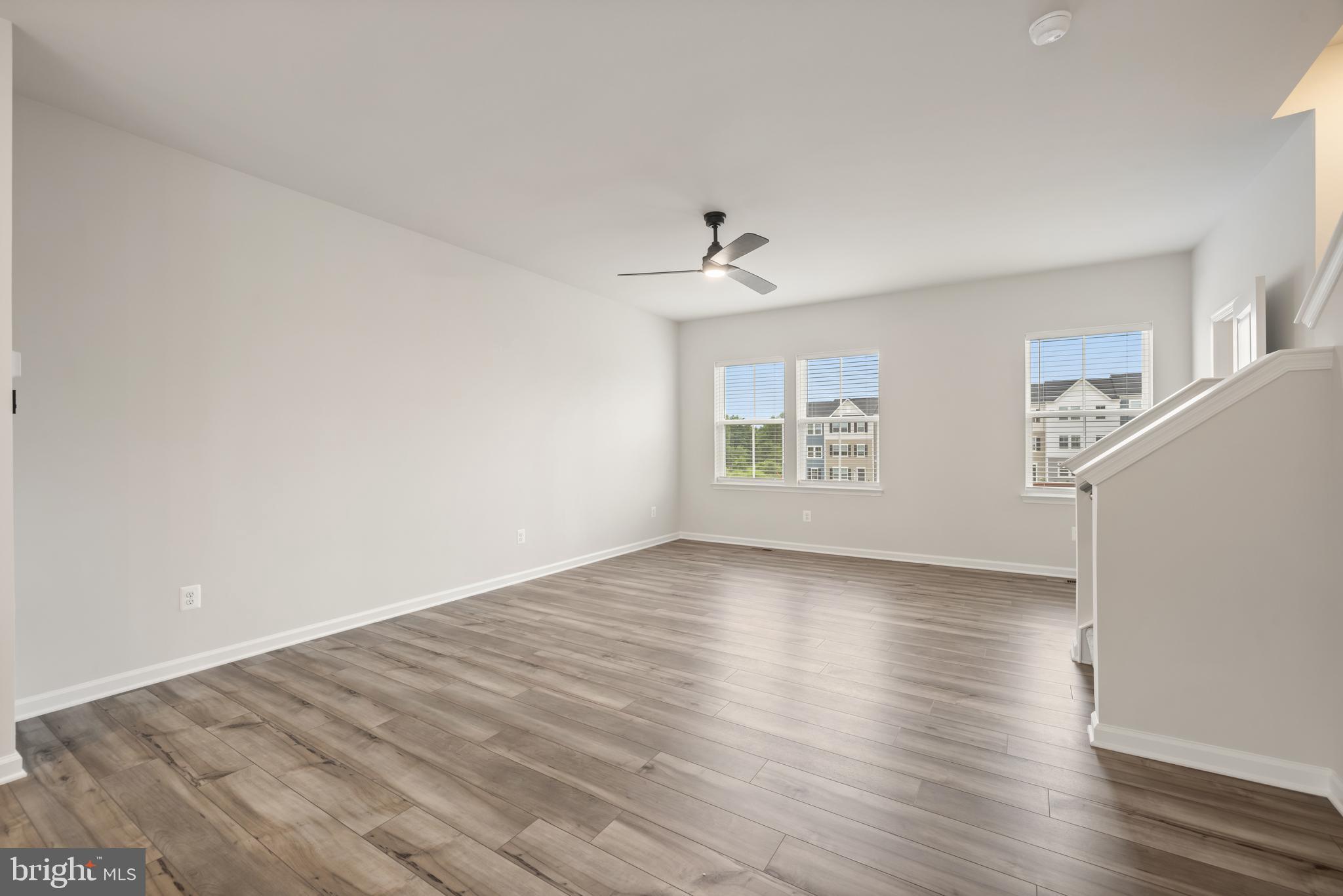 RED CLOVER MEADOWS - Residential Lease