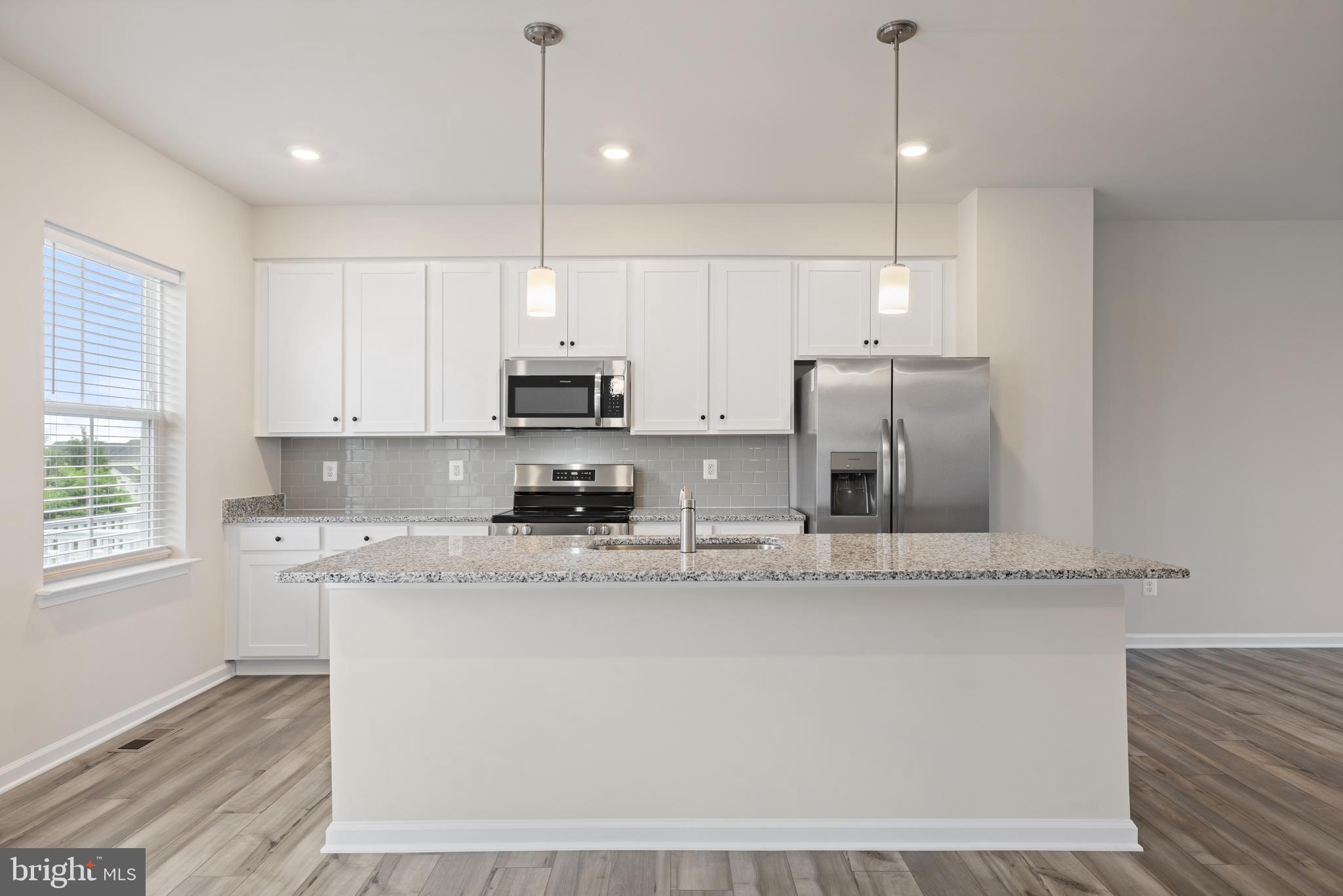 RED CLOVER MEADOWS - Residential Lease