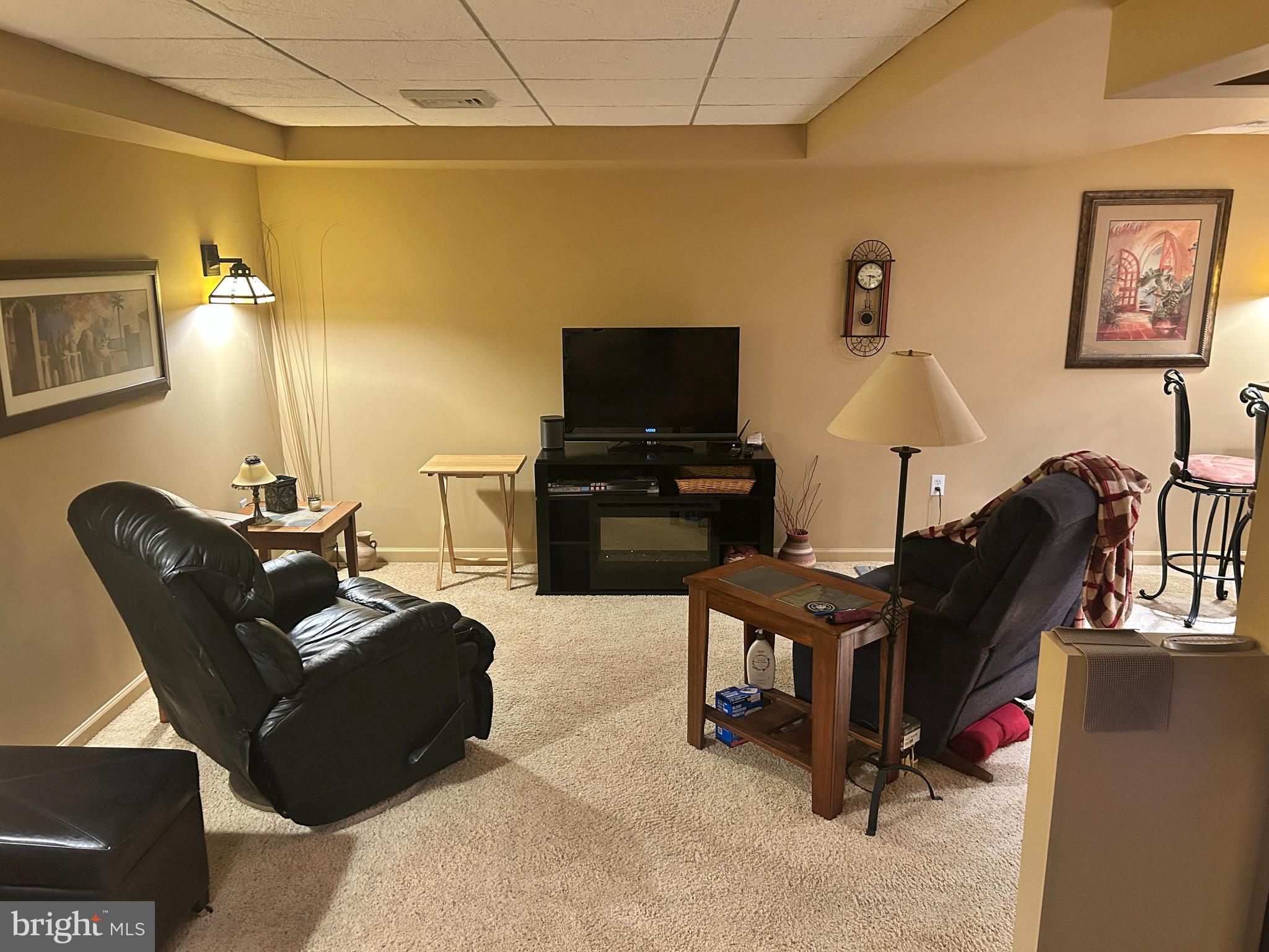 2506 WESTMINSTER DRIVE