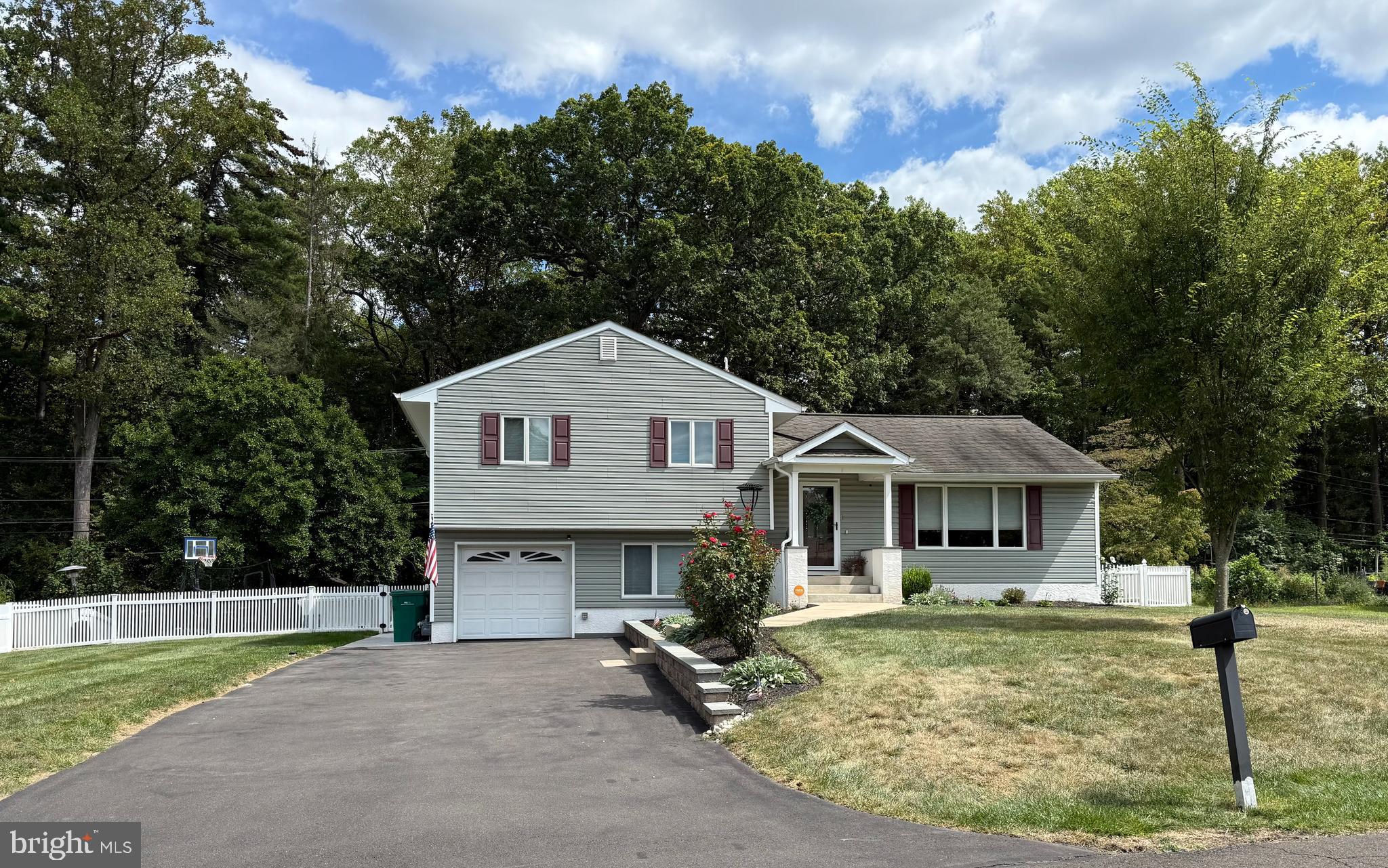 ✨ Welcome to 11 Edgemere Dr in Yardley! ✨
This stunning split-level home offers the perfect blend of style, comfort, and functionality in one of Yardley’s most desirable neighborhoods. At the heart of the home is a beautiful gourmet kitchen featuring gas cooking, modern appliances, granite counters, and custom cabinetry—a dream for anyone who loves to cook and entertain.
The split-level layout provides versatility with multiple living areas, while warm wood flooring adds timeless character and charm throughout the home.
Step outside to your own backyard retreat, complete with a spacious above-ground pool with only a 2.5 year old liner and filter. This particular pool line is the largest above ground line they make—perfect for summer fun, entertaining guests, or simply enjoying a relaxing day at home.
With its thoughtful design, upgraded kitchen, classic wood finishes, and outdoor living space, 11 Edgemere Dr is a home that truly has it all. You’ll also appreciate the plenty of storage space this home offers, including a convenient crawl space, a pull-down staircase as well as a walk-up attic. Don’t miss the opportunity to make this Yardley gem your own!