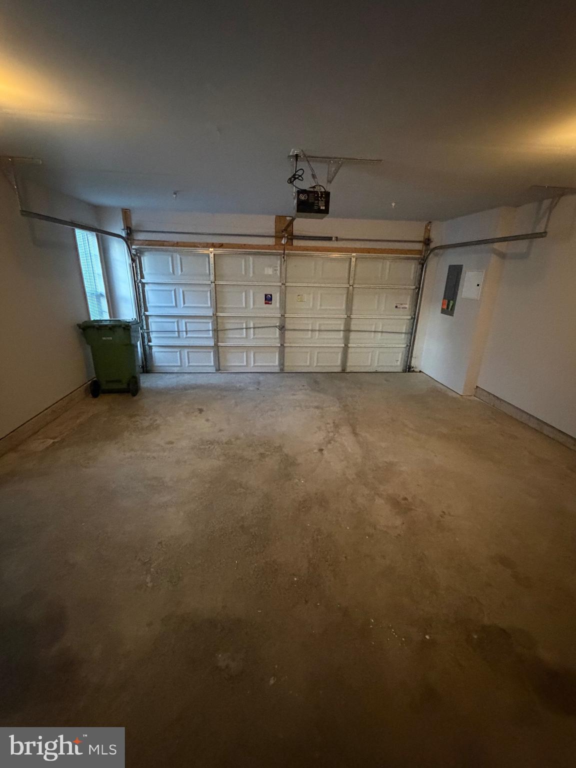 CAMDEN CROSSING - Residential Lease