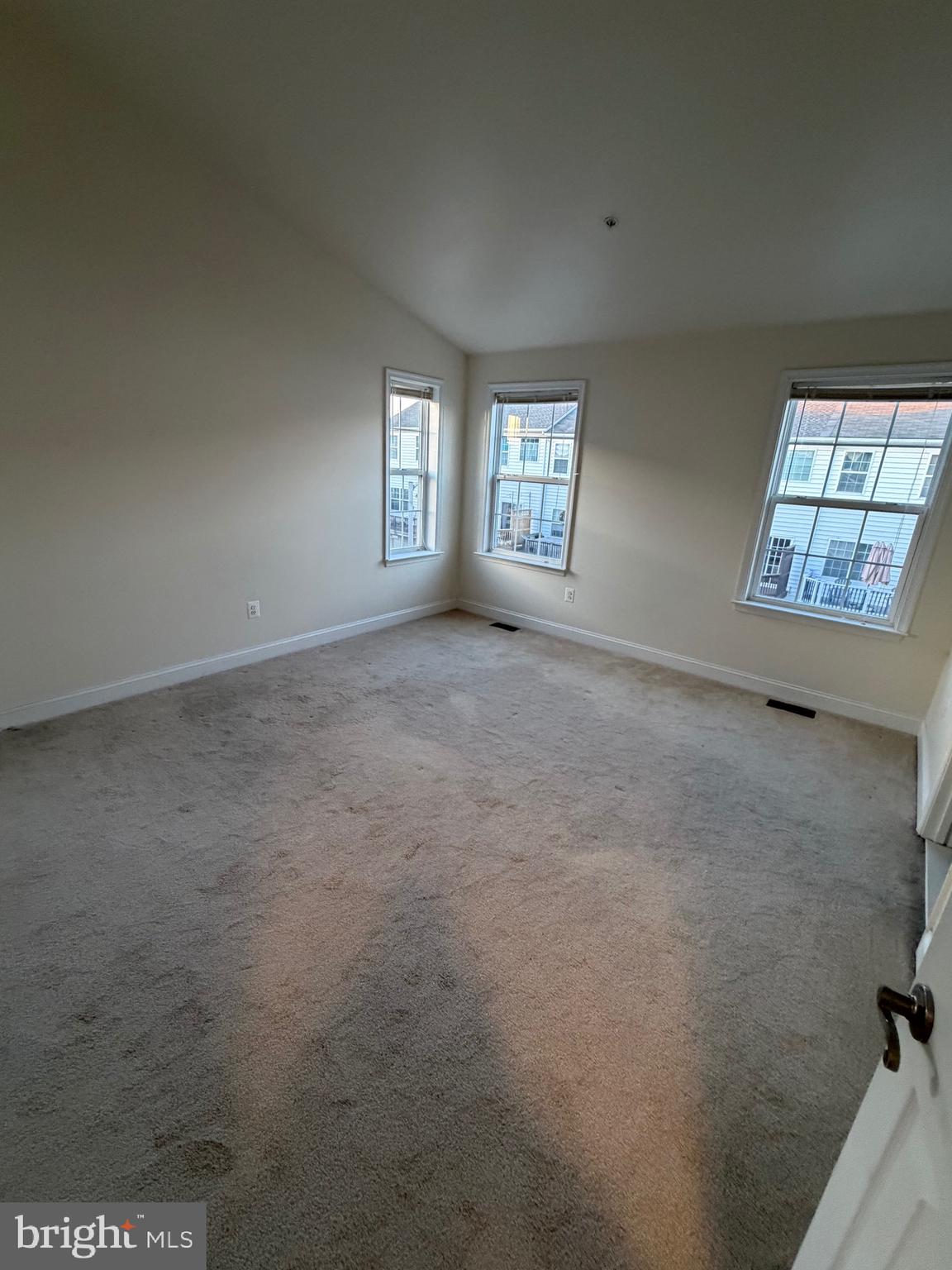 CAMDEN CROSSING - Residential Lease