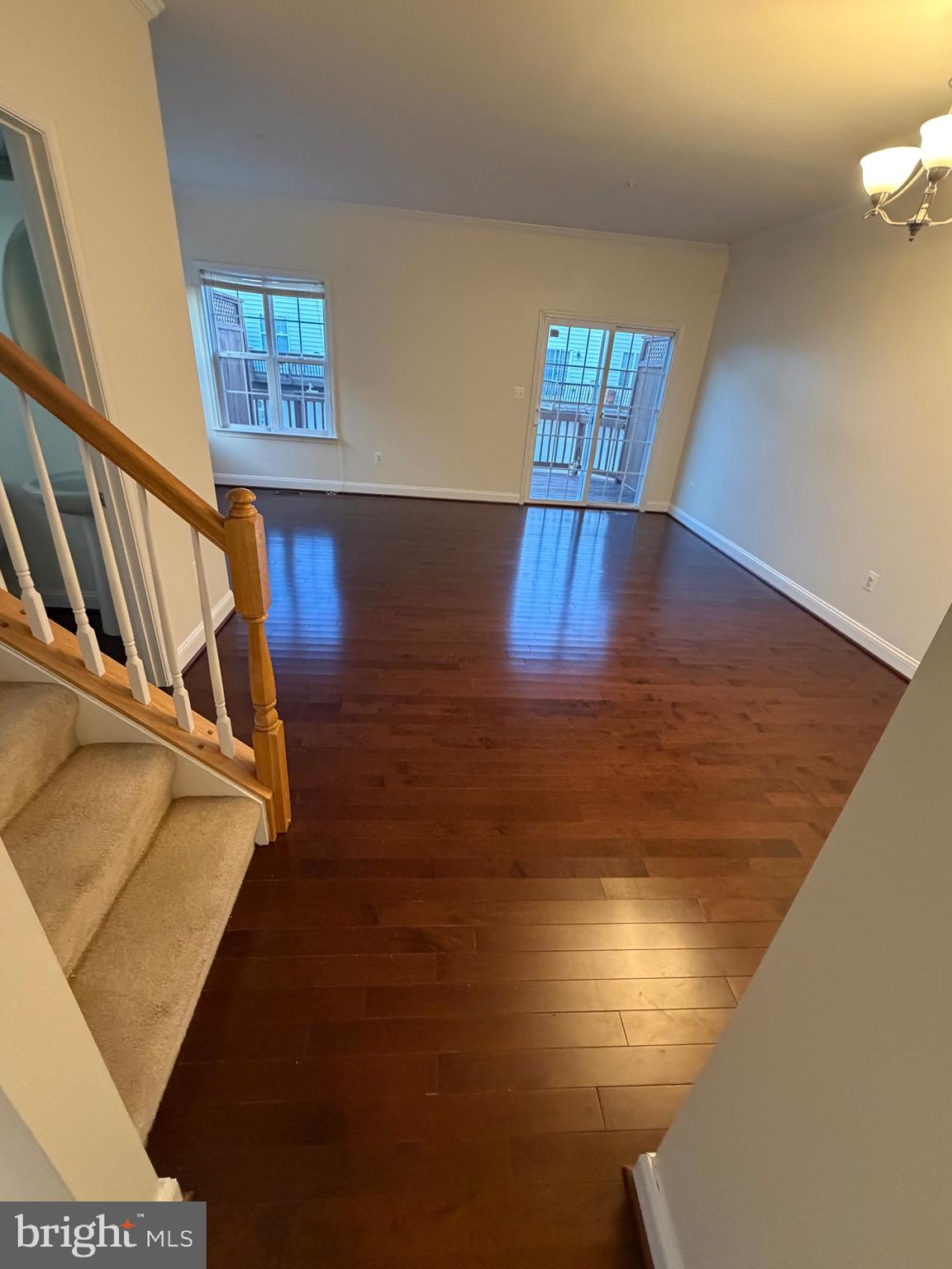 CAMDEN CROSSING - Residential Lease