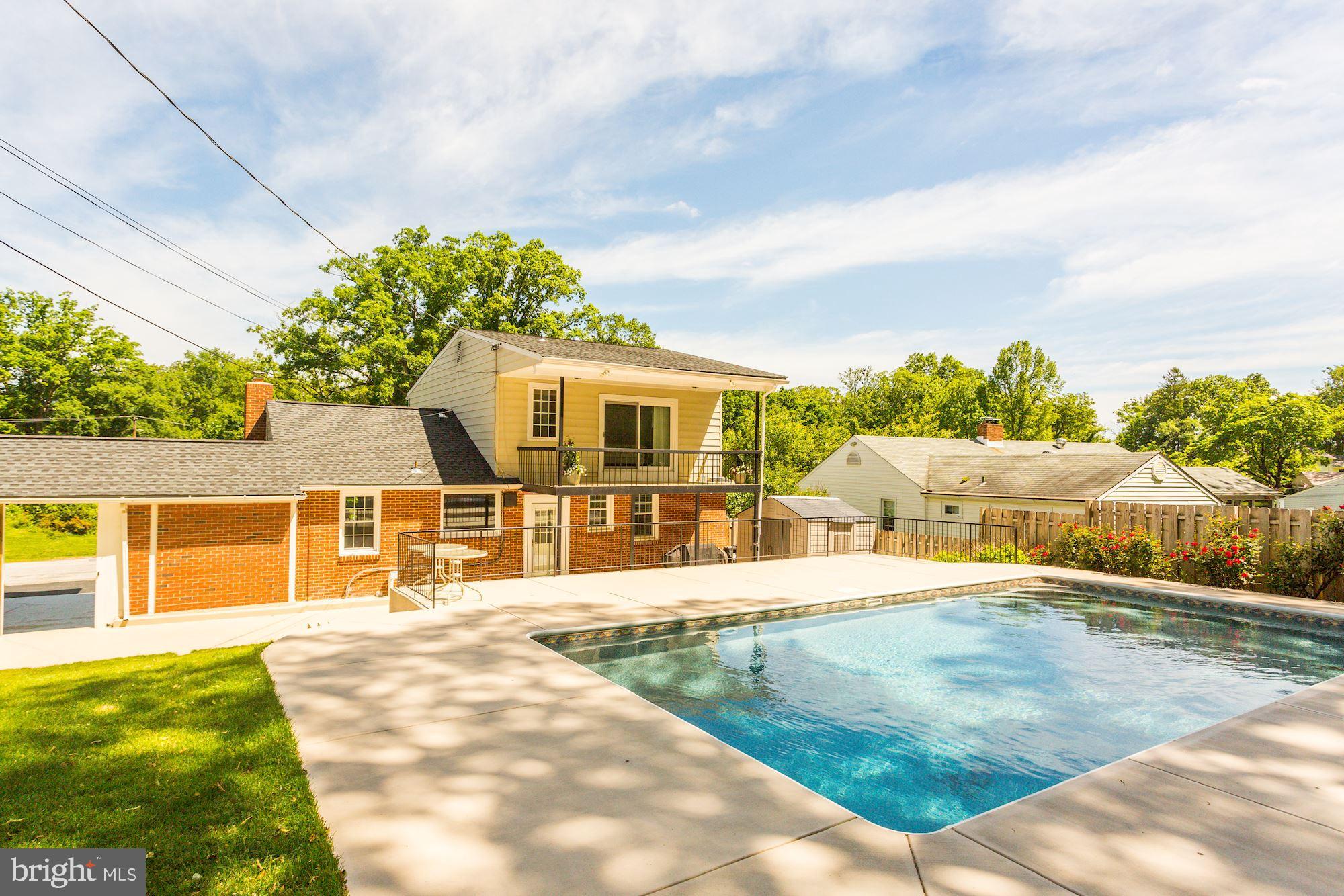 COVENTRY/CROMWELL - Residential