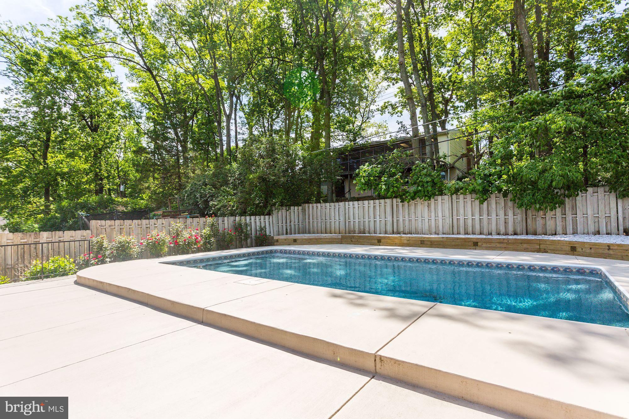 COVENTRY/CROMWELL - Residential