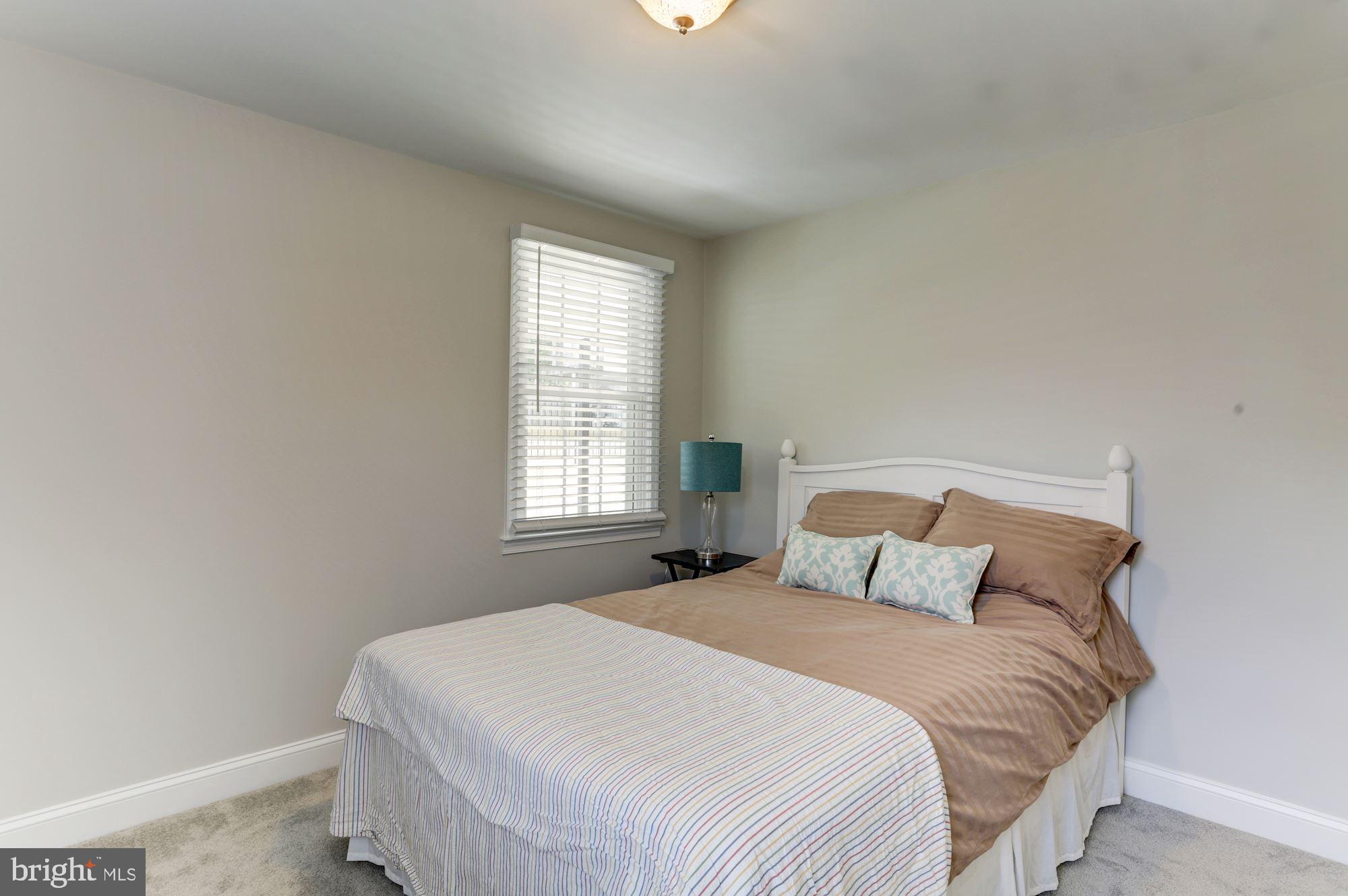 COVENTRY/CROMWELL - Residential