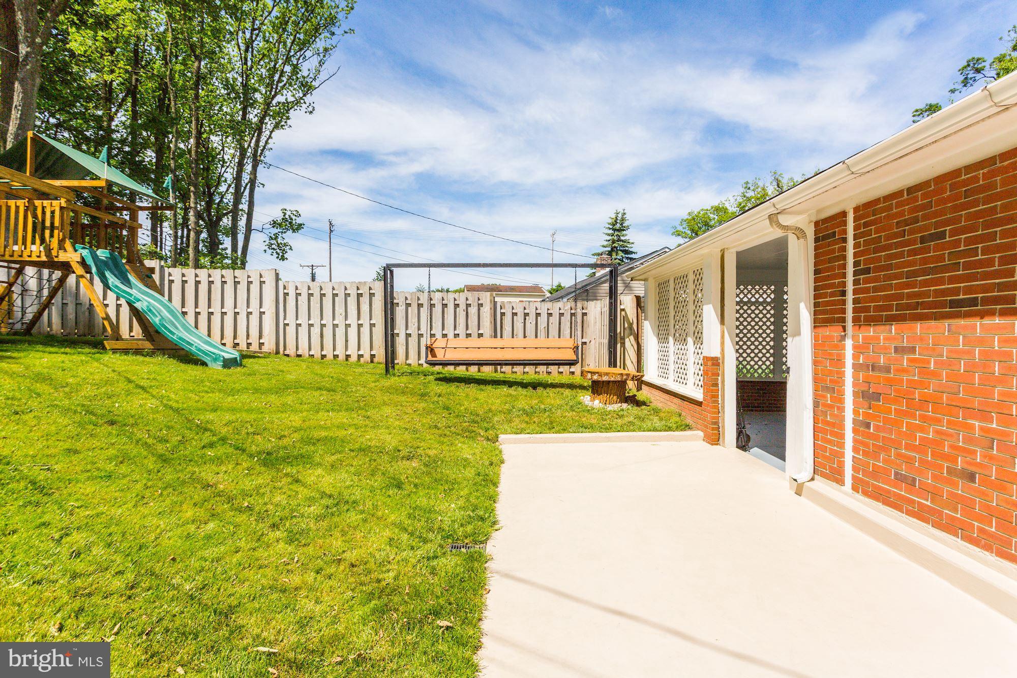 COVENTRY/CROMWELL - Residential