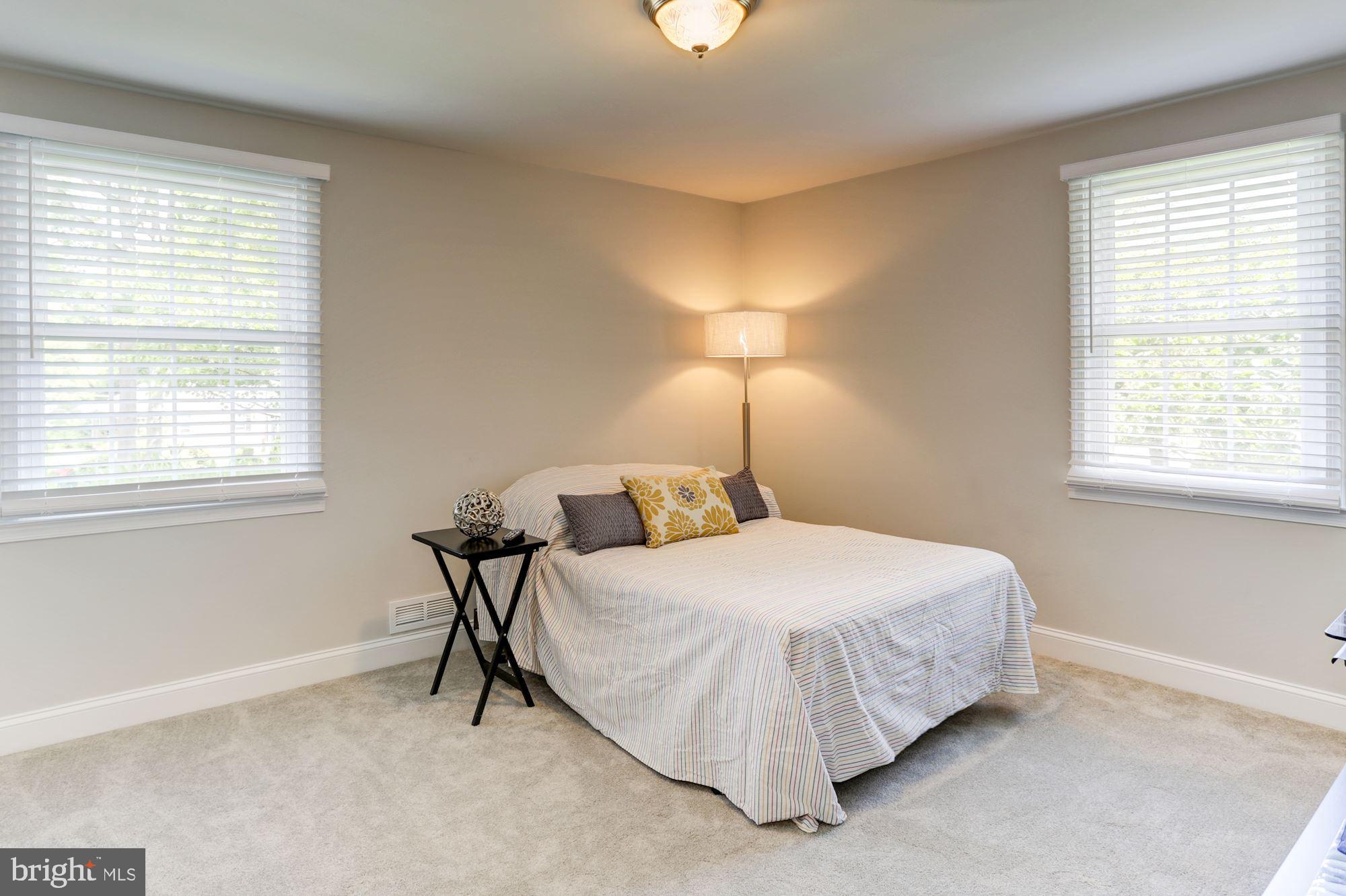 COVENTRY/CROMWELL - Residential