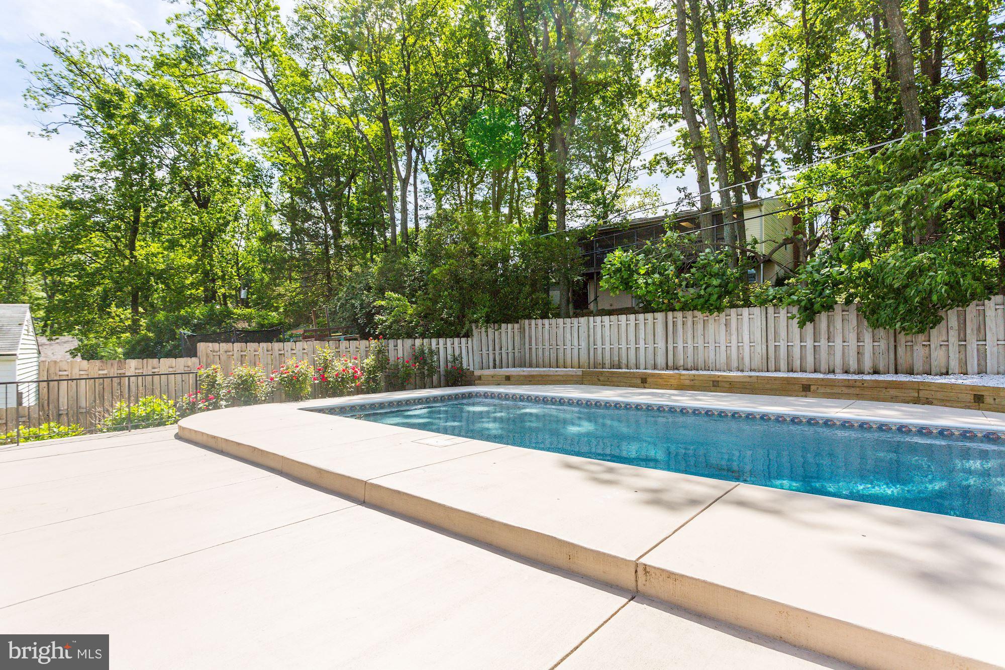 COVENTRY/CROMWELL - Residential