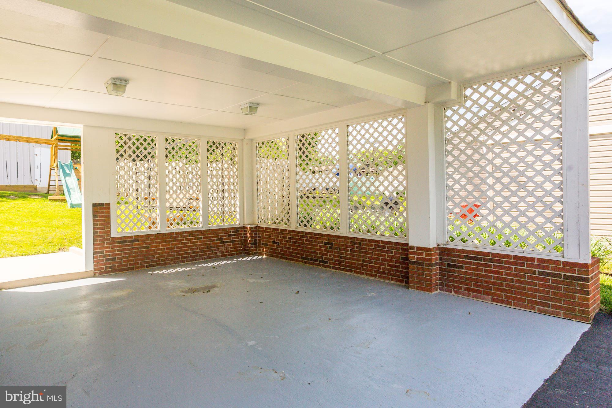 COVENTRY/CROMWELL - Residential