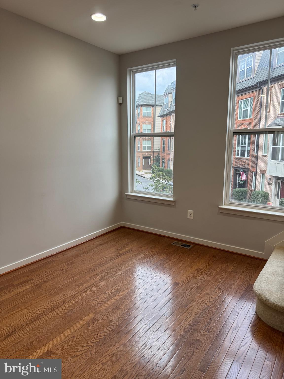 MONOCACY PARK SOUTH - Residential Lease