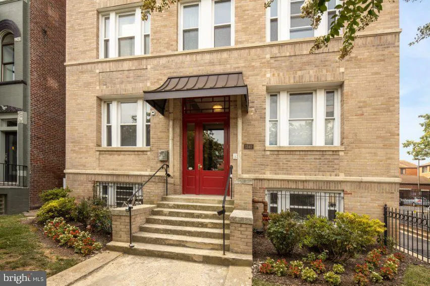 1340 Fairmont Street NW Unit 44, Washington, DC 20009