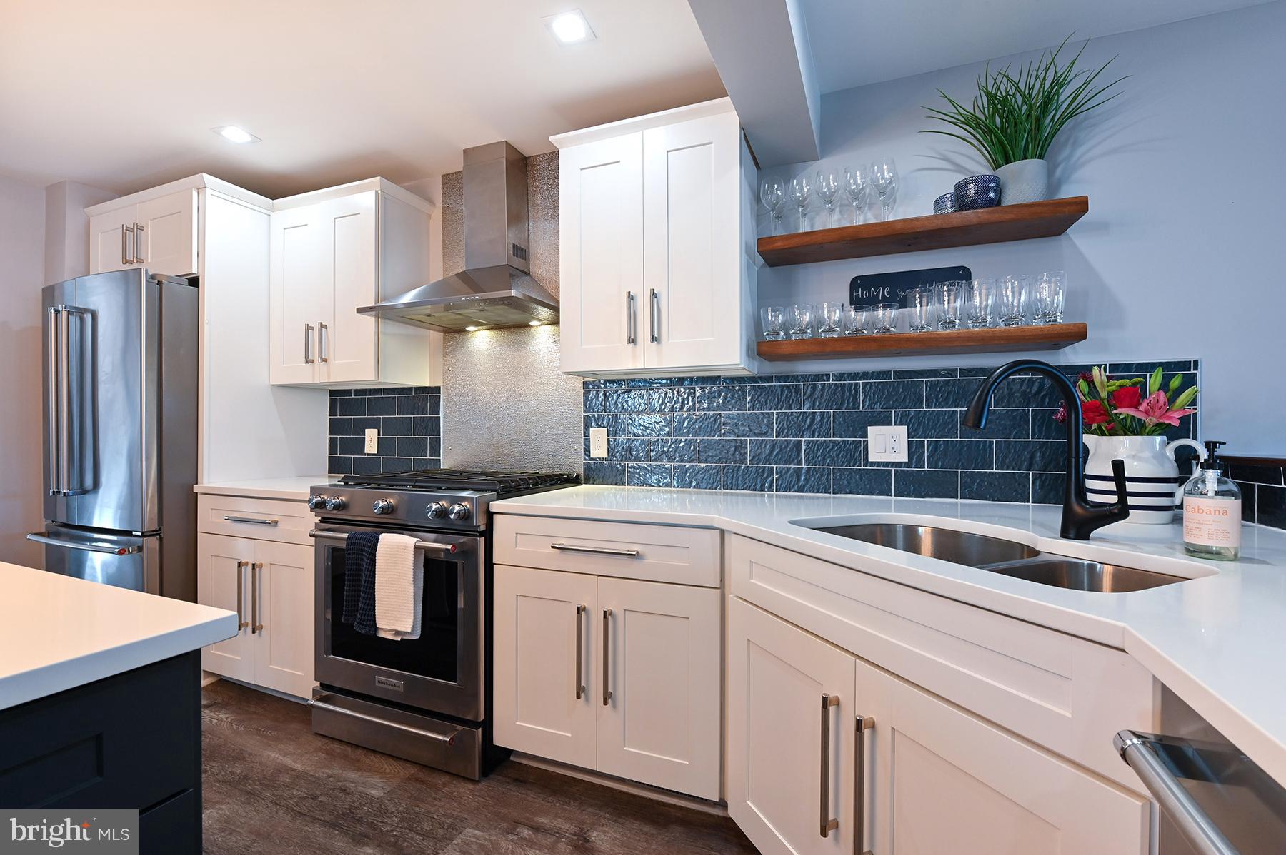 SYLVAN SHORES - Residential