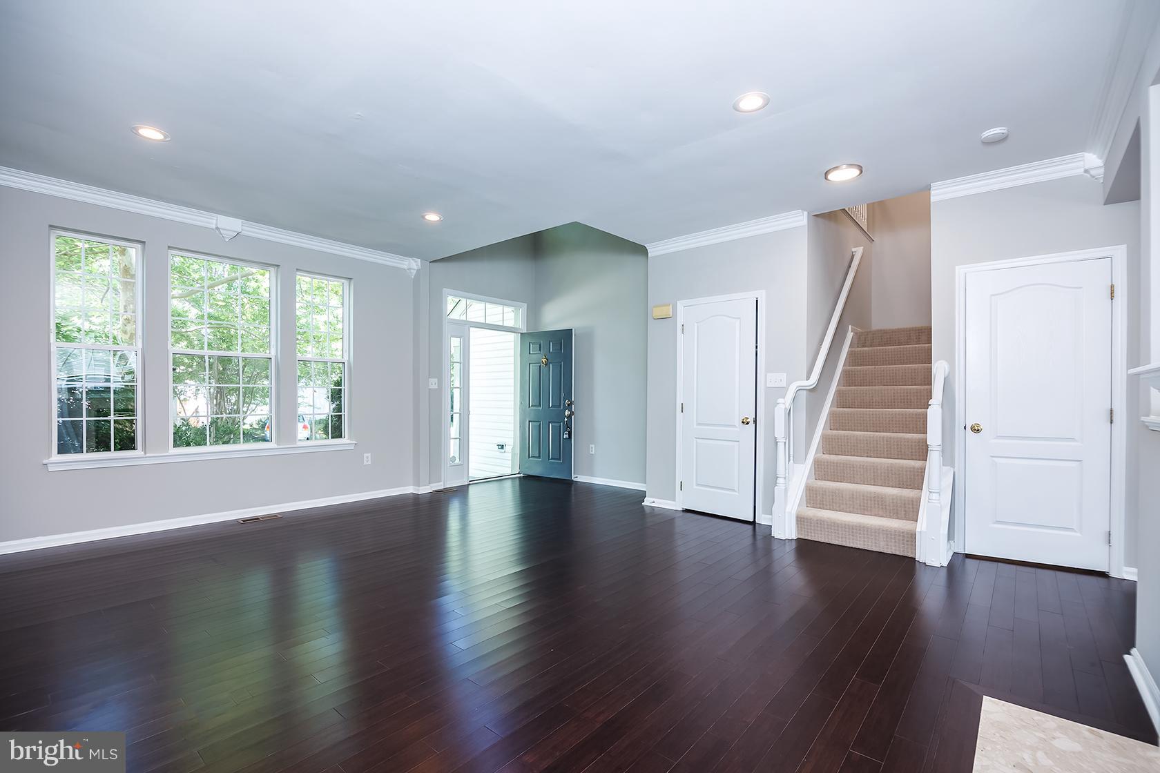 SOUTHLAKE AT MONTCLAIR - Residential