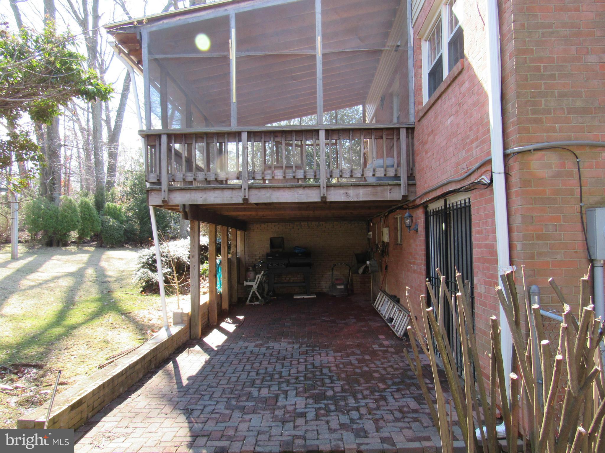 ROLLING VALLEY - Residential