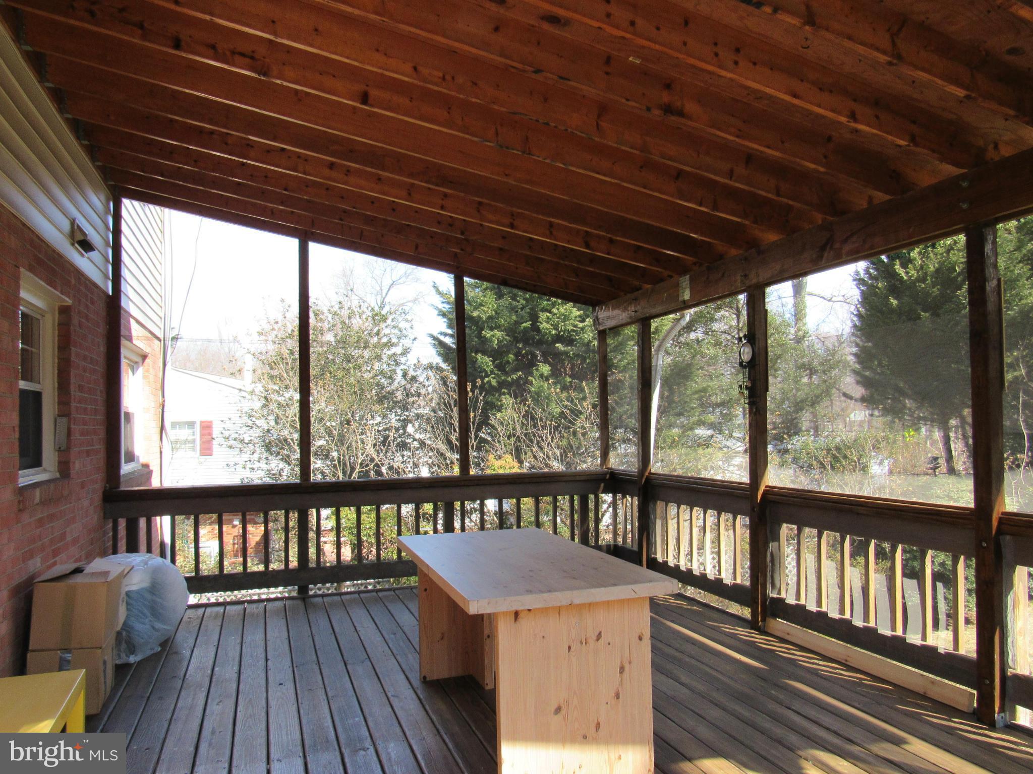 ROLLING VALLEY - Residential