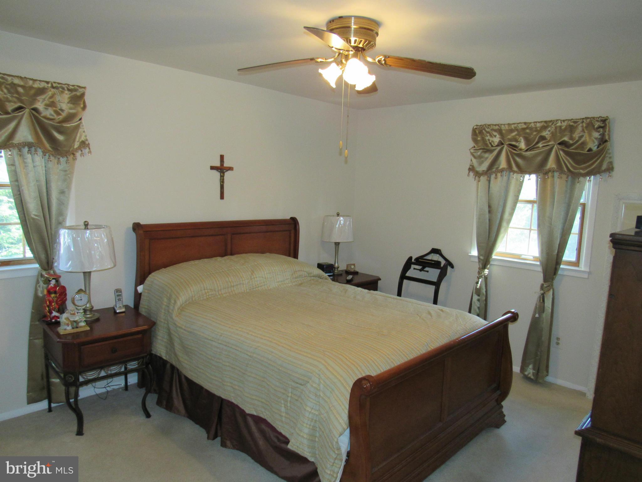 ROLLING VALLEY - Residential