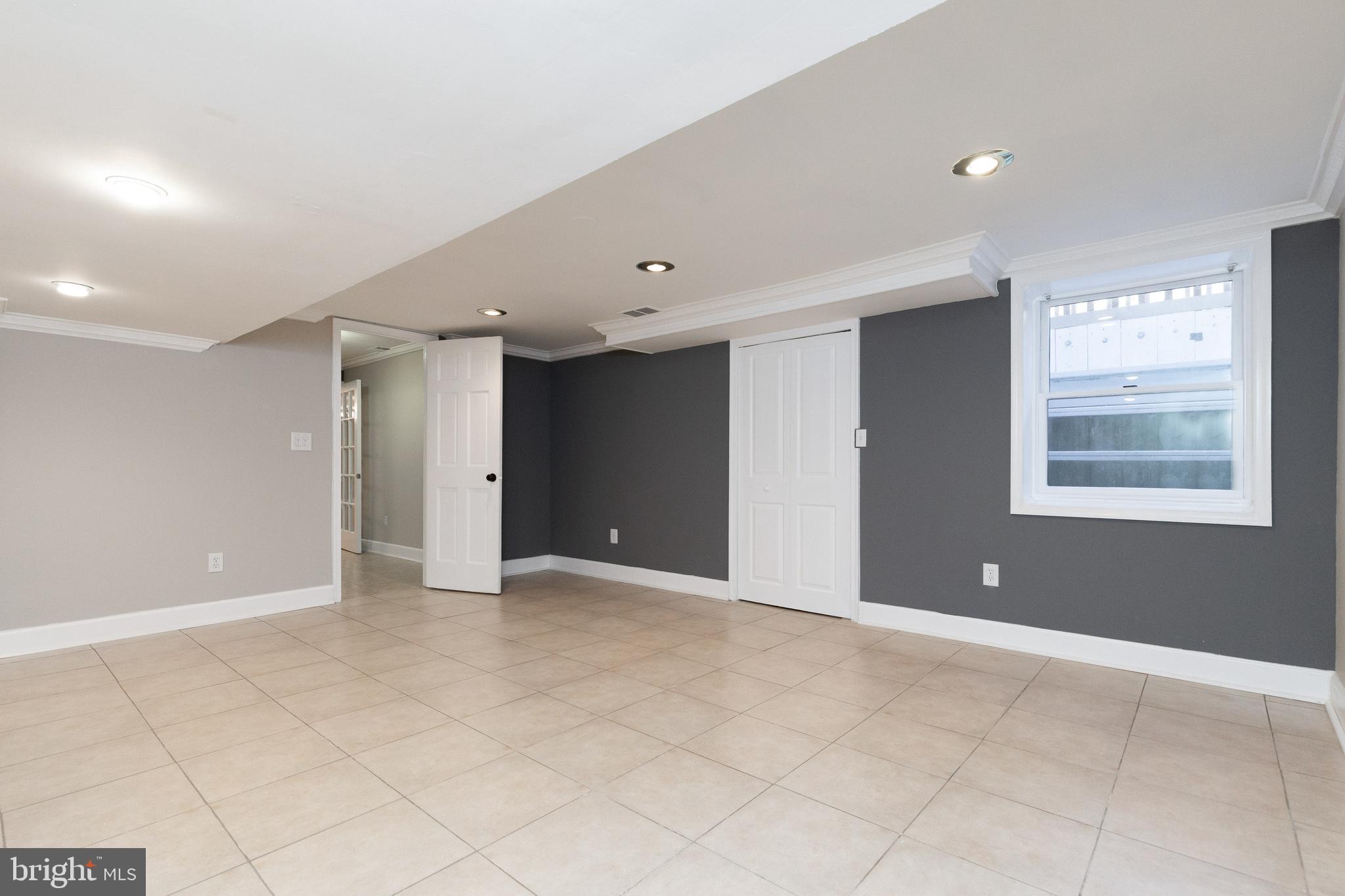 BRITTANY - Residential