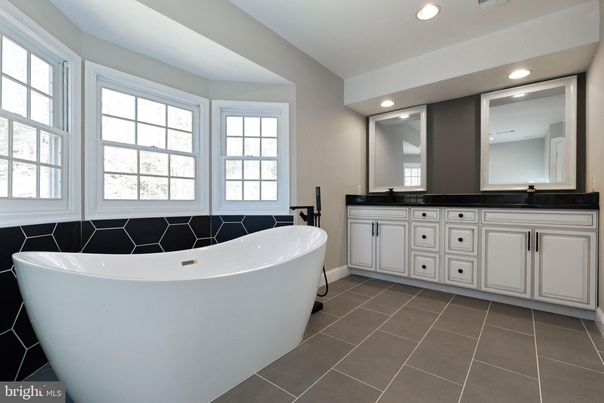 BRITTANY - Residential