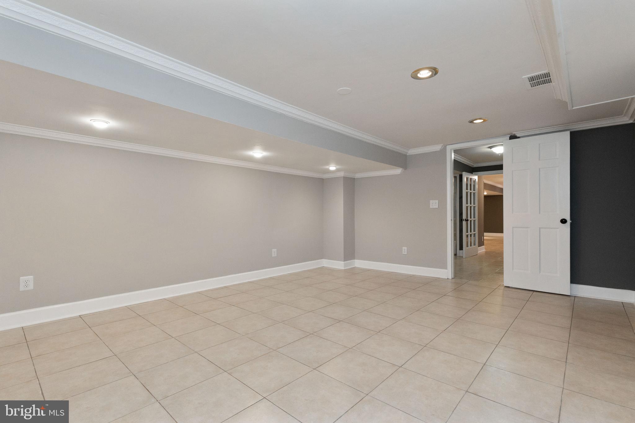 BRITTANY - Residential