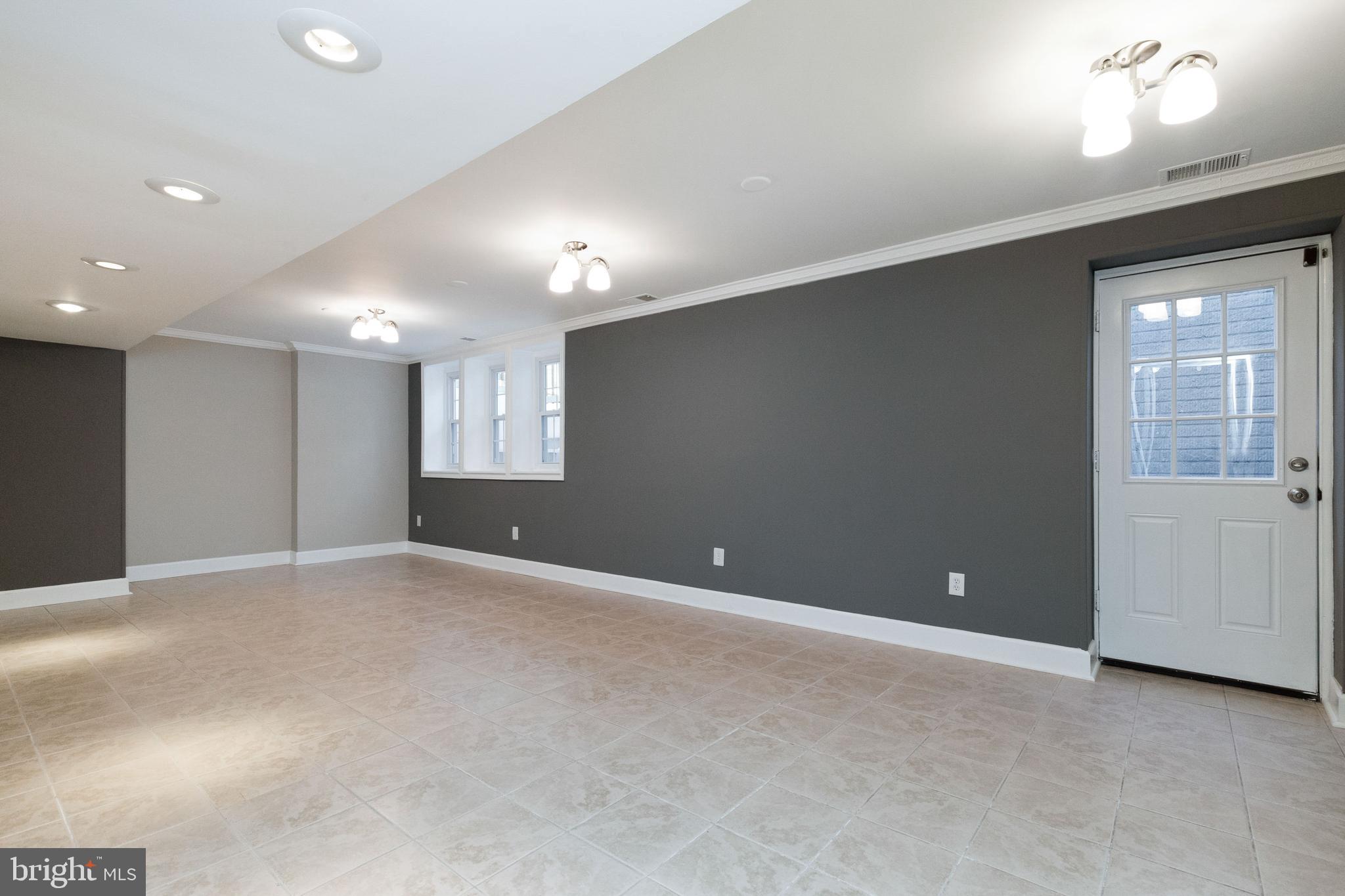 BRITTANY - Residential