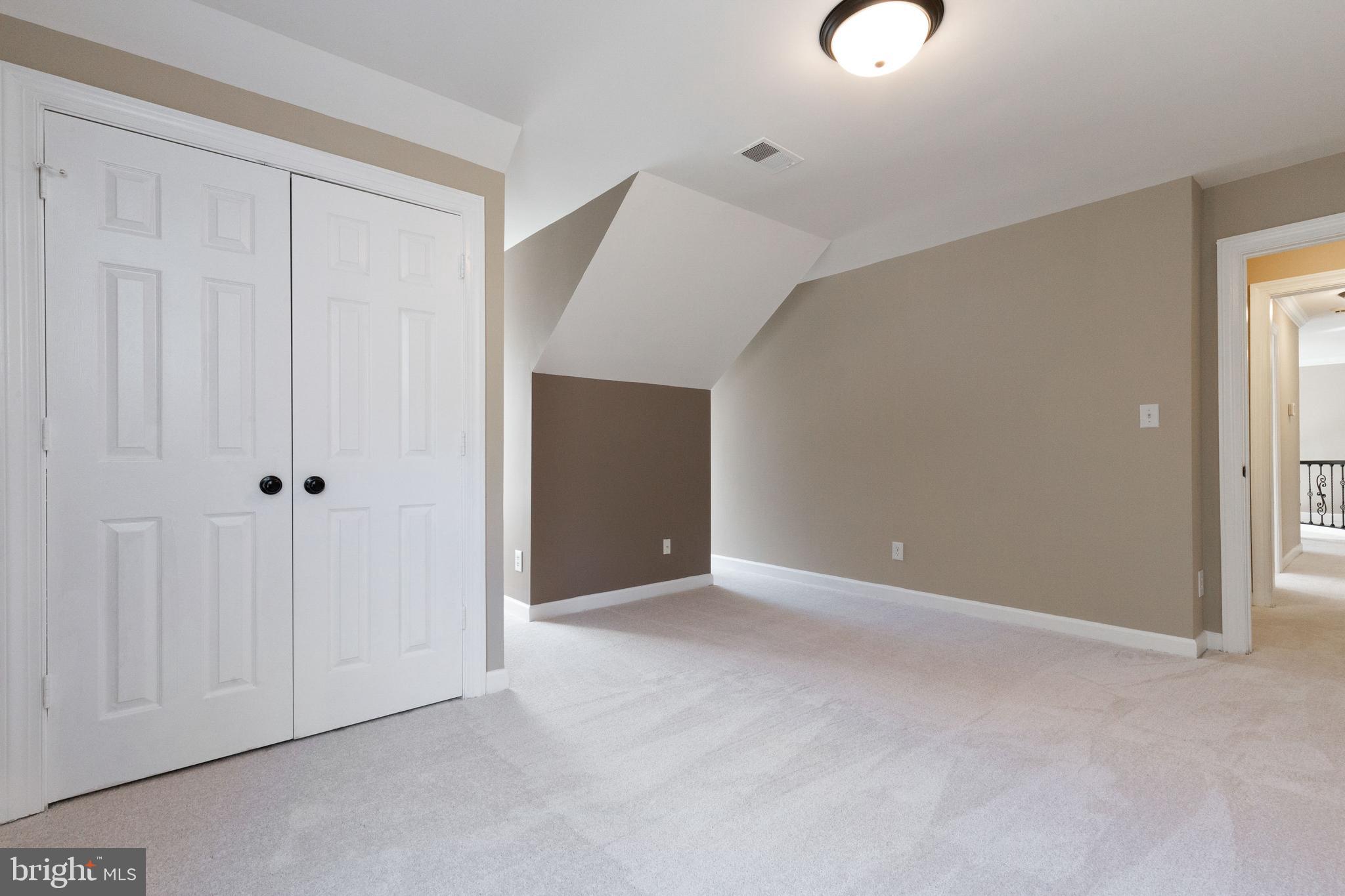 BRITTANY - Residential