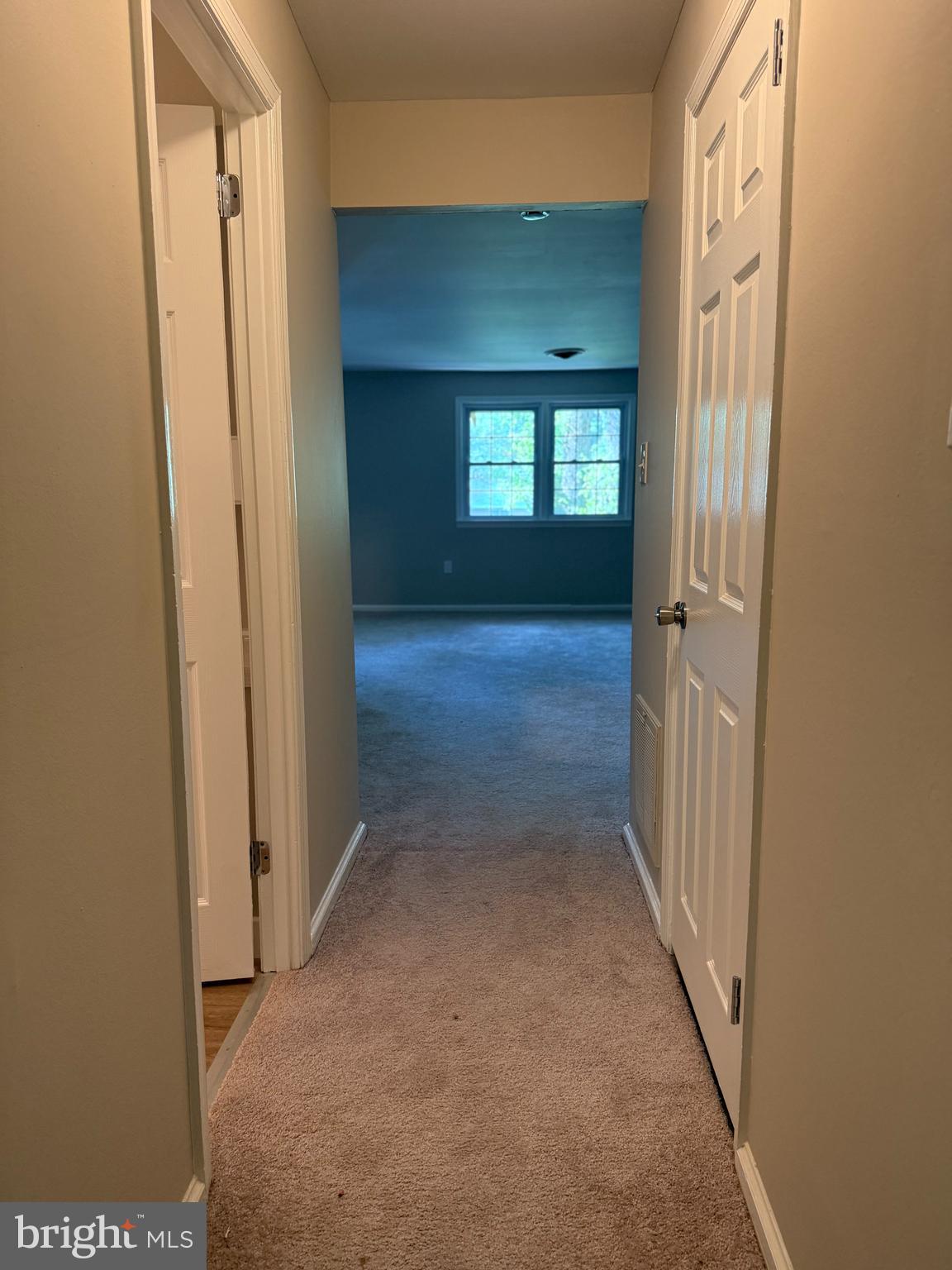 1108 YARDLEY CMNS