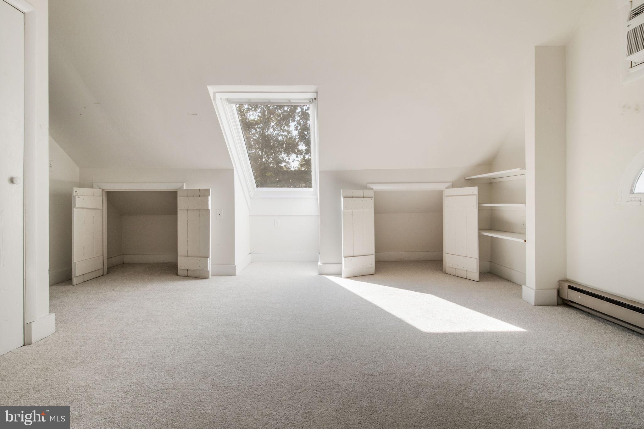 CHEVY CHASE - Residential