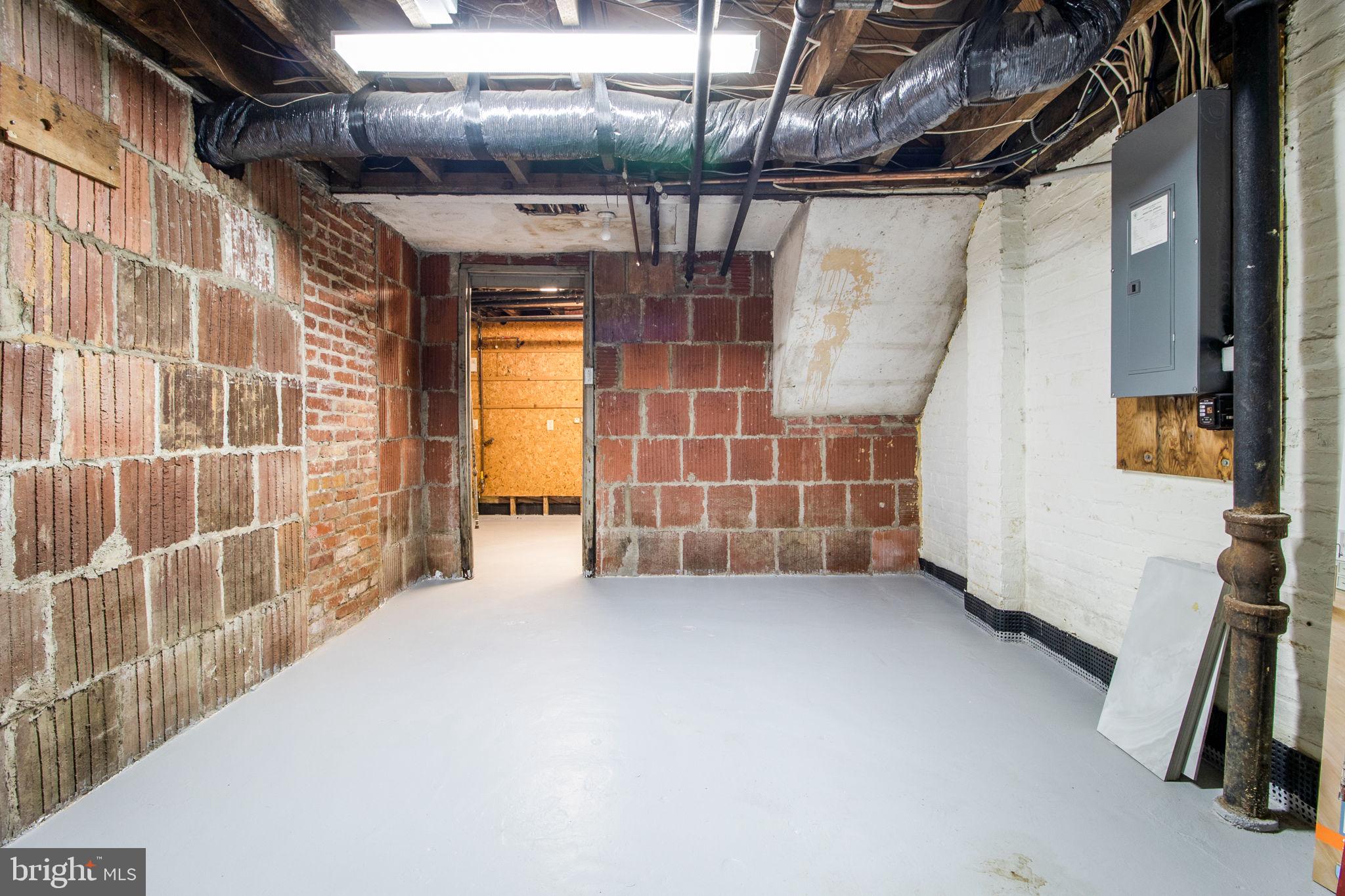 CHEVY CHASE - Residential