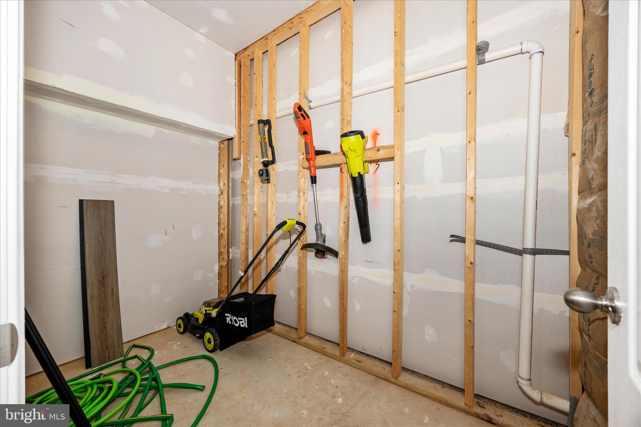 HUNTFIELD - Residential