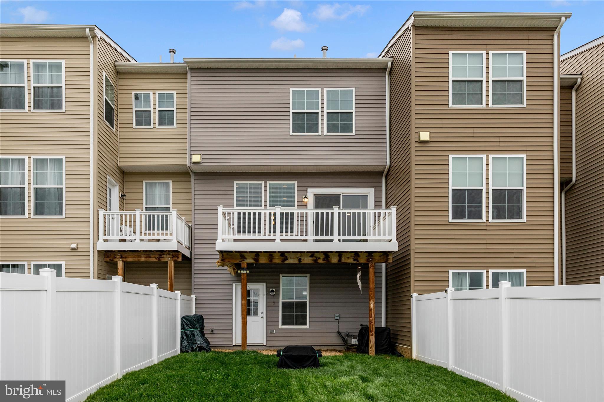 HUNTFIELD - Residential