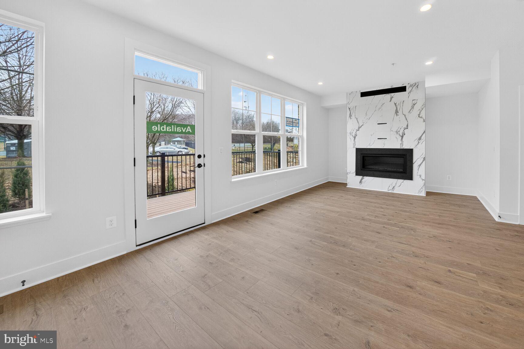 FARMSTEAD DISTRICT - Residential