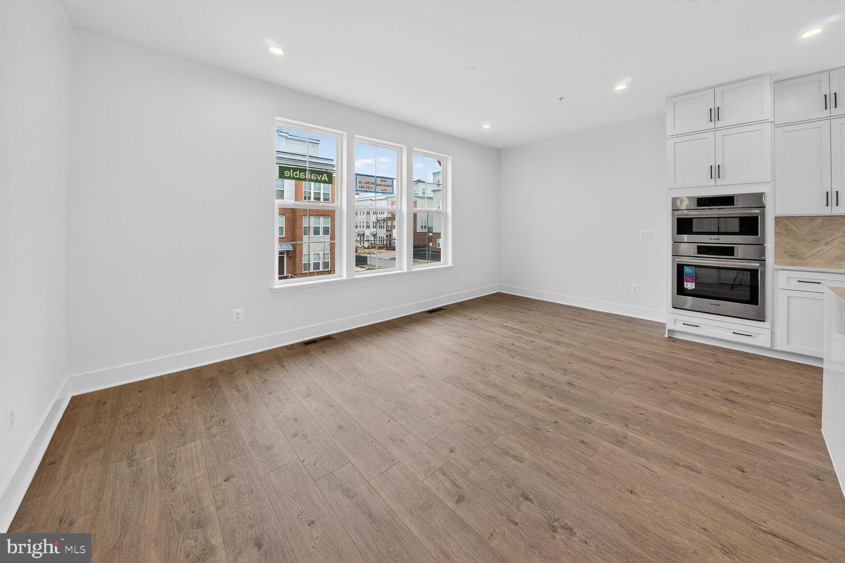 FARMSTEAD DISTRICT - Residential