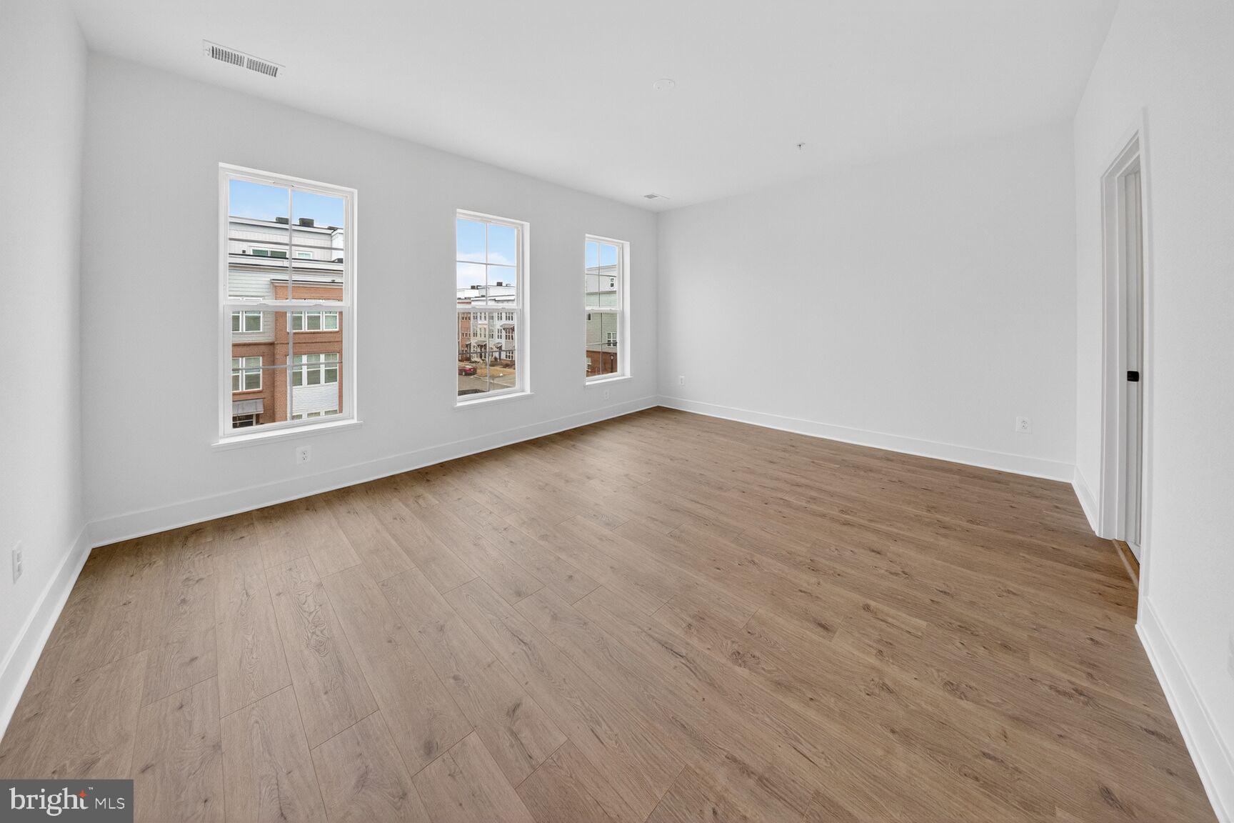 FARMSTEAD DISTRICT - Residential