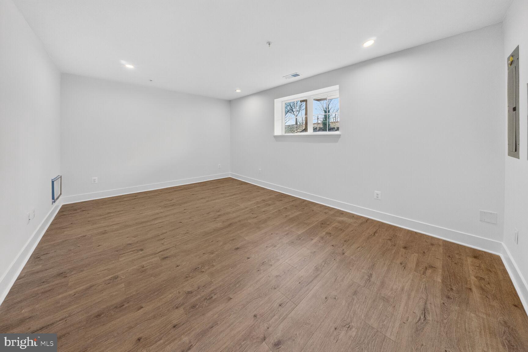 FARMSTEAD DISTRICT - Residential