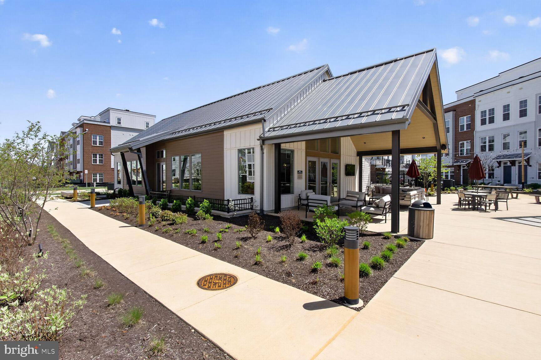 FARMSTEAD DISTRICT - Residential